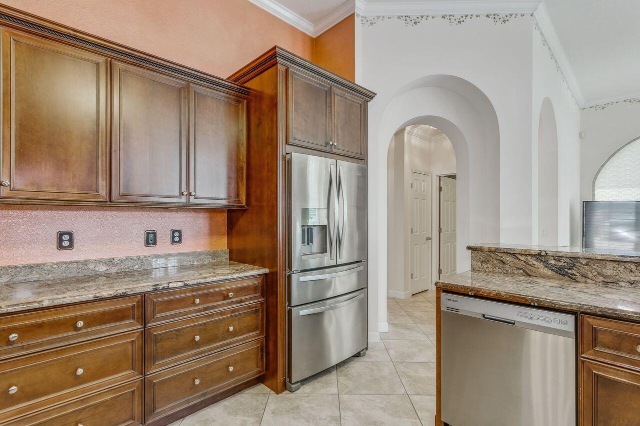 MARTHA'S COVE - Residential