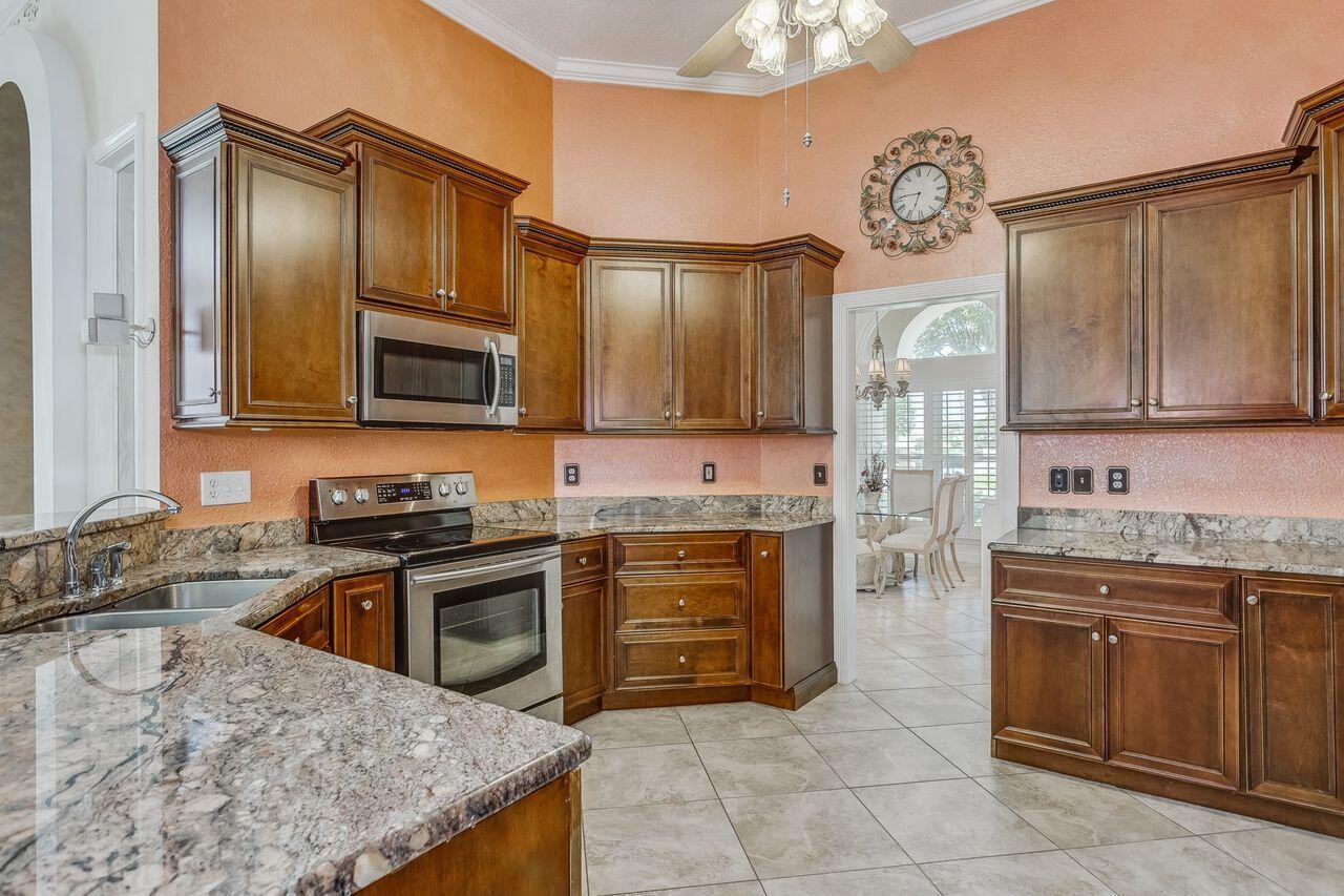 MARTHA'S COVE - Residential