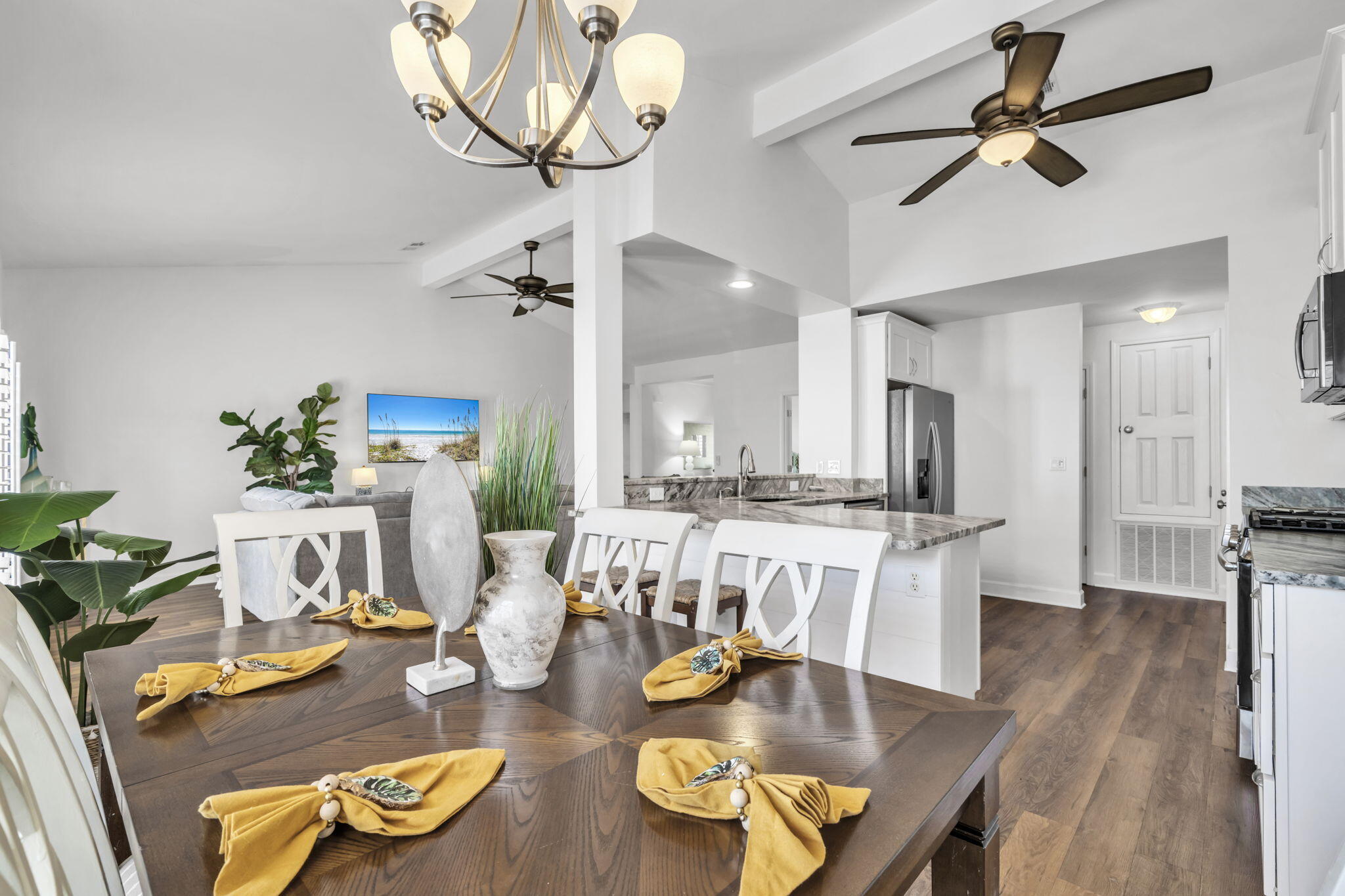 CRYSTAL BEACH COTTAGES - Residential