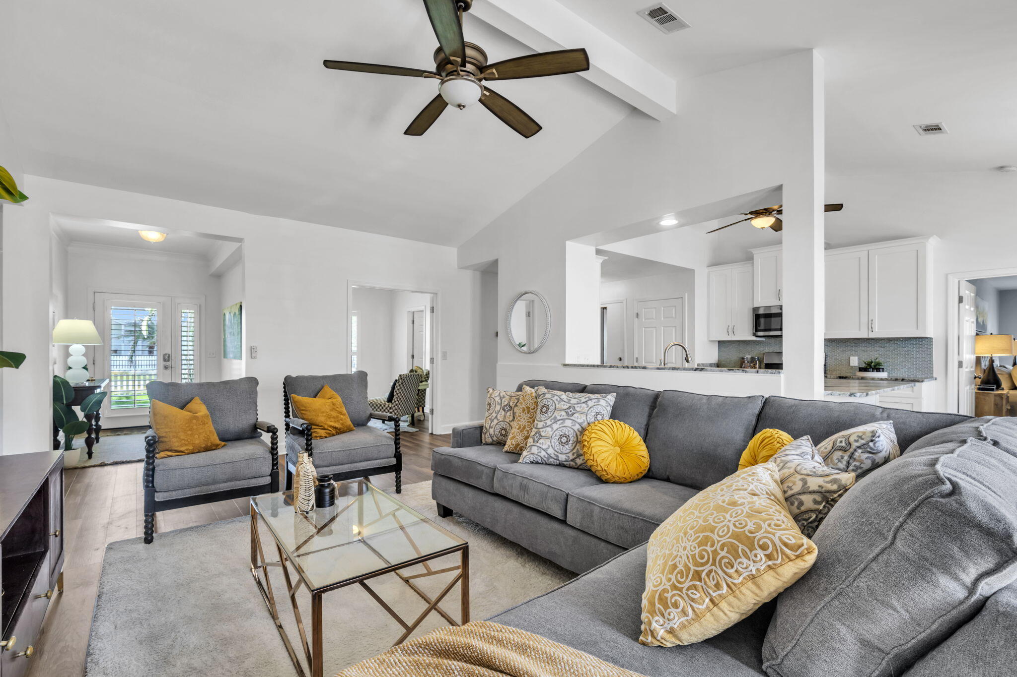 CRYSTAL BEACH COTTAGES - Residential