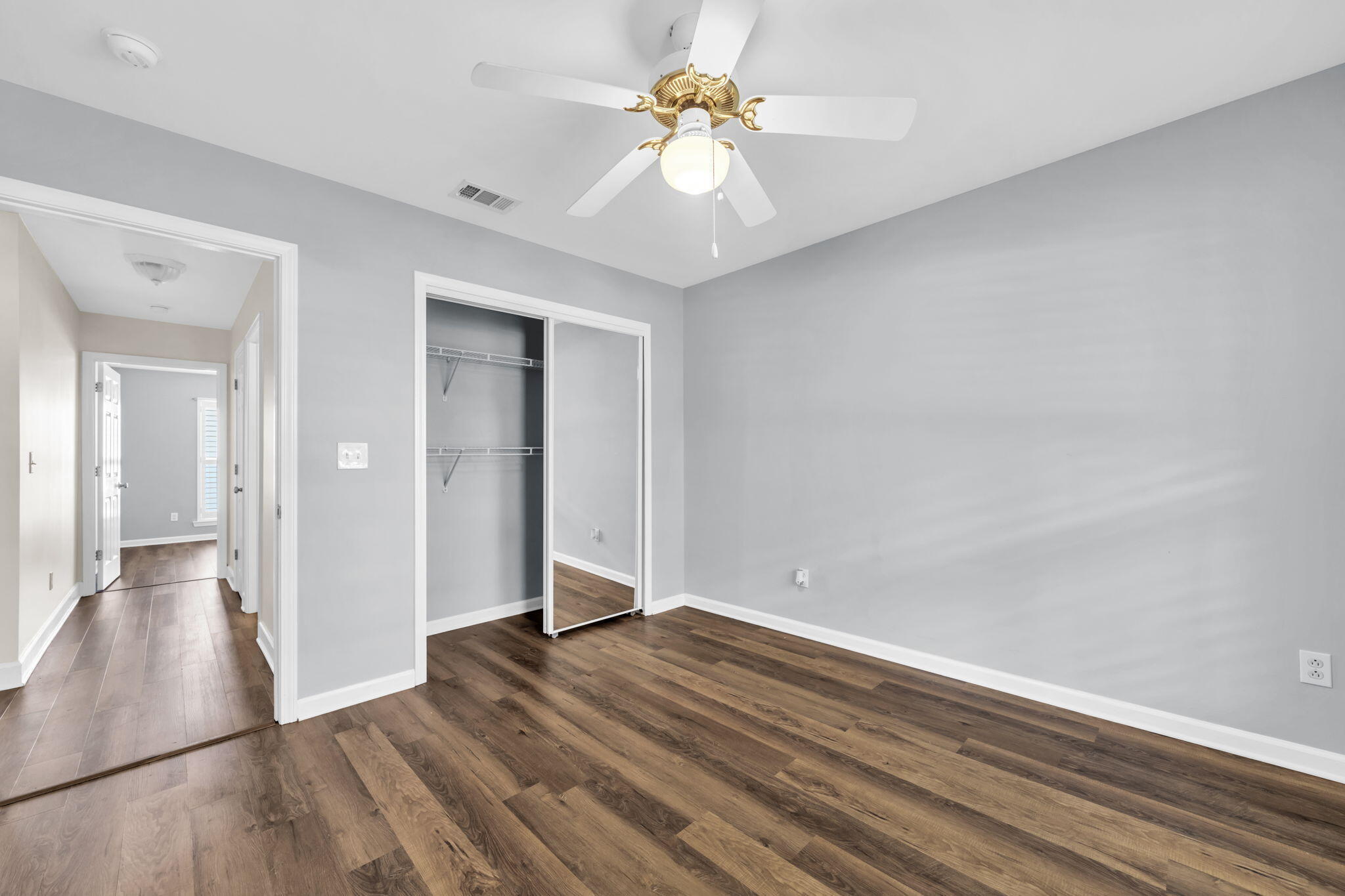 CRYSTAL BEACH COTTAGES - Residential