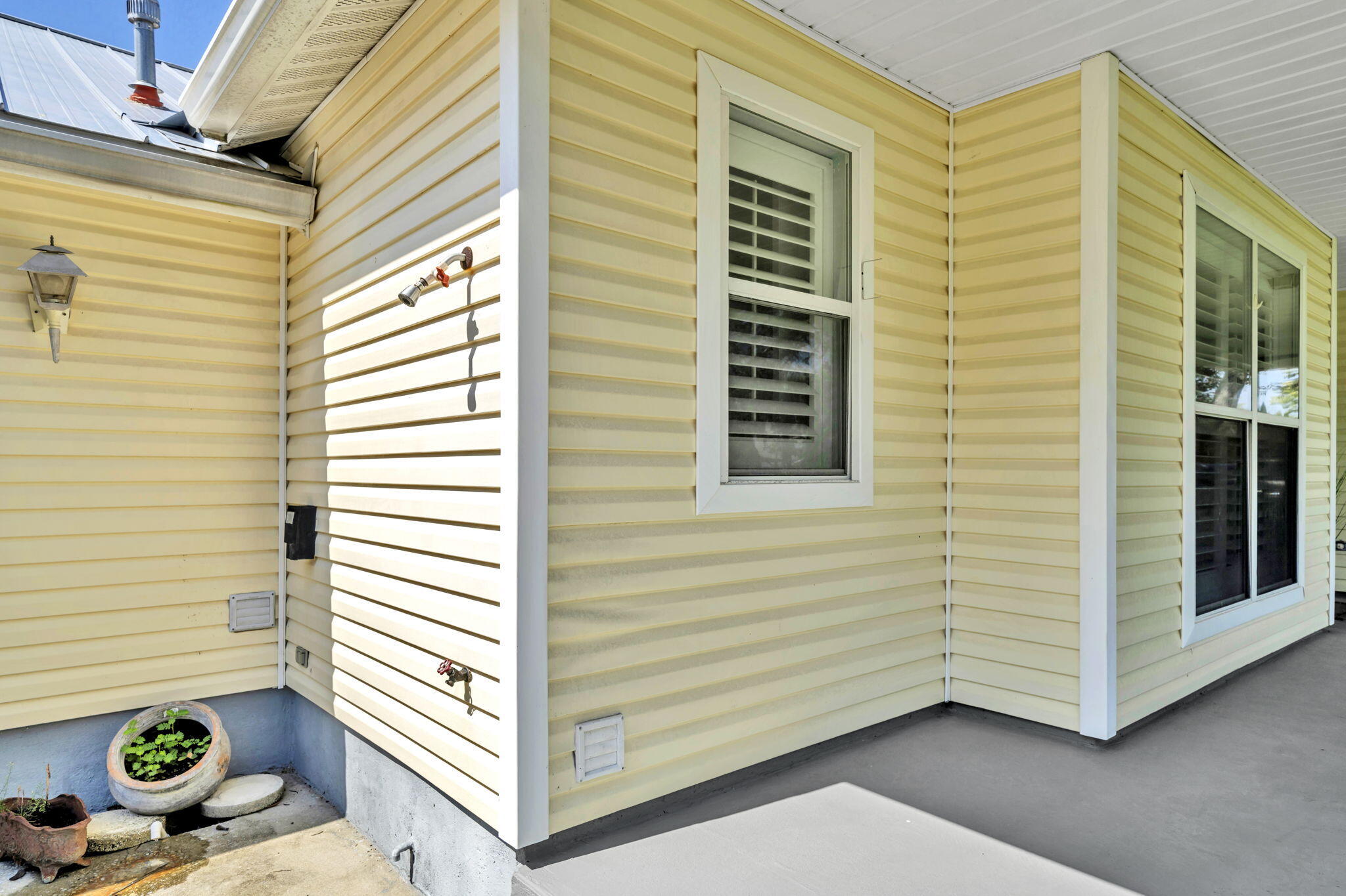 CRYSTAL BEACH COTTAGES - Residential