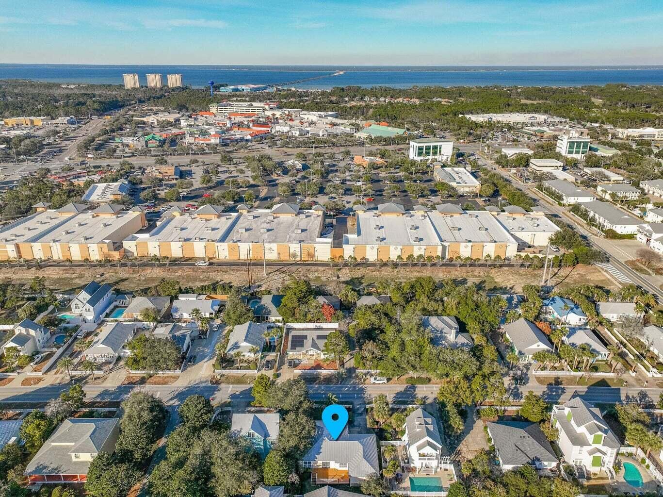 CRYSTAL BEACH COTTAGES - Residential