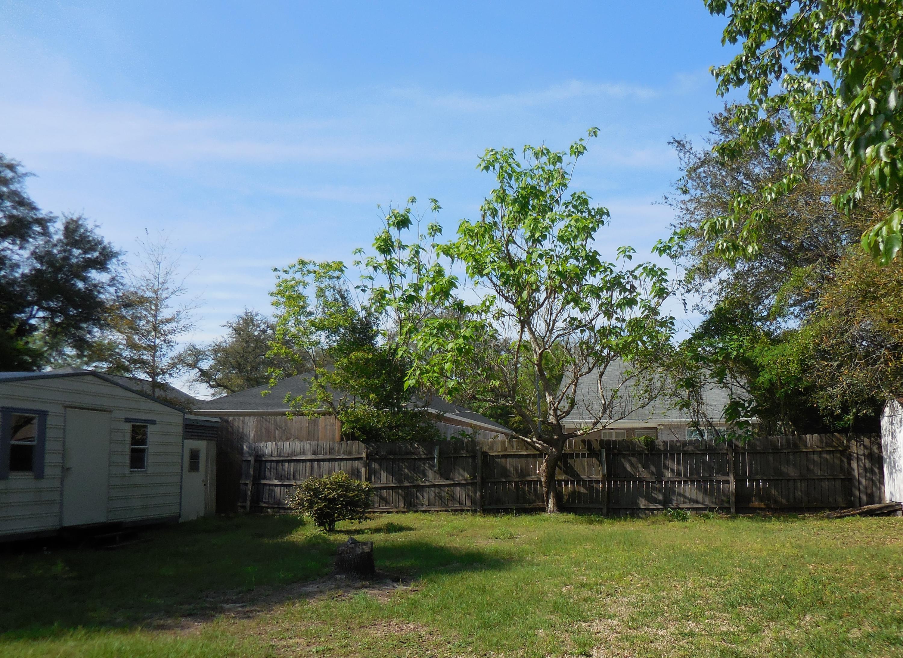 VALPARAISO PINECREST 6 - Residential