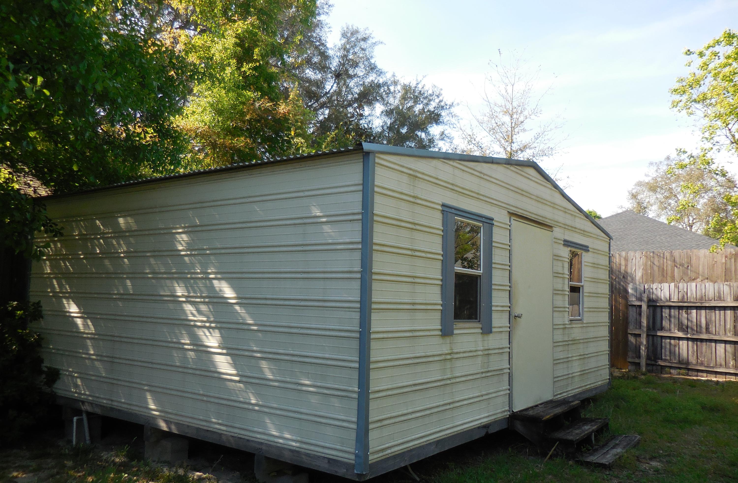 VALPARAISO PINECREST 6 - Residential