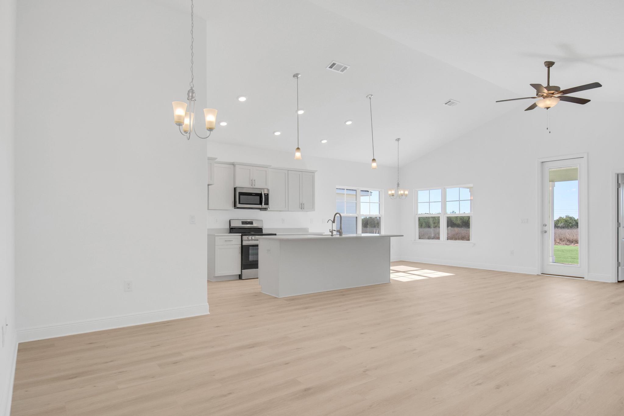 THE BLUFFS AT LAFAYETTE - Residential