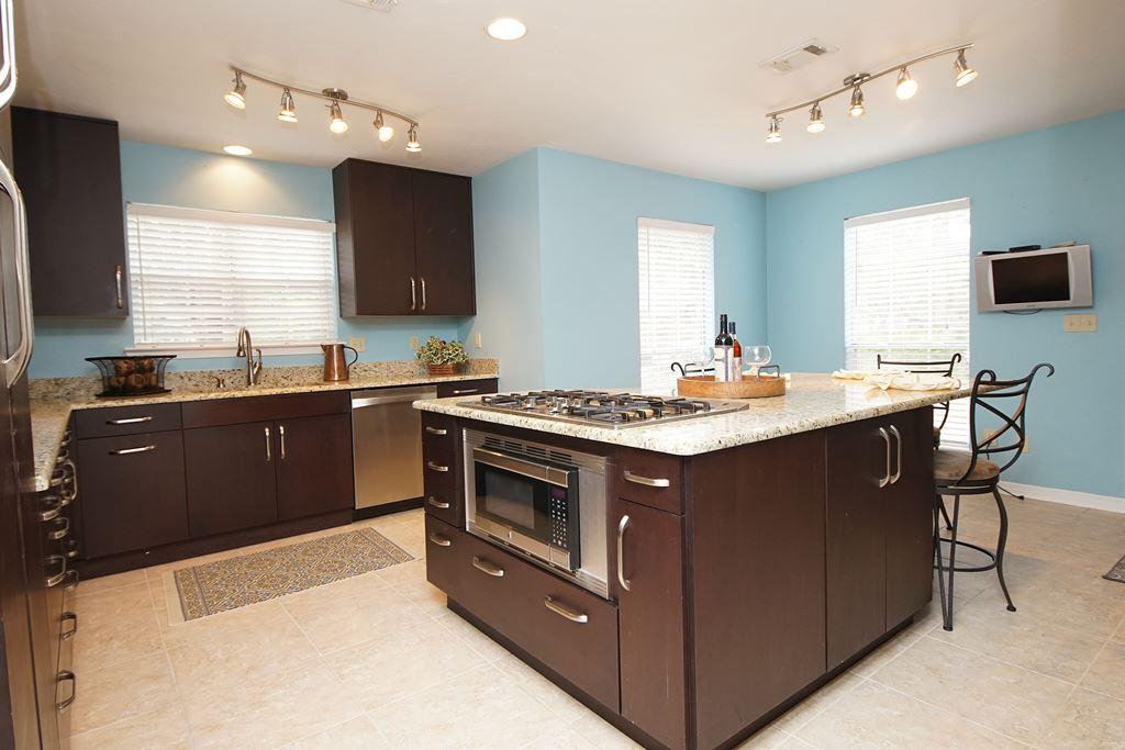 CARIBBEAN VILLAGE 1C - Residential