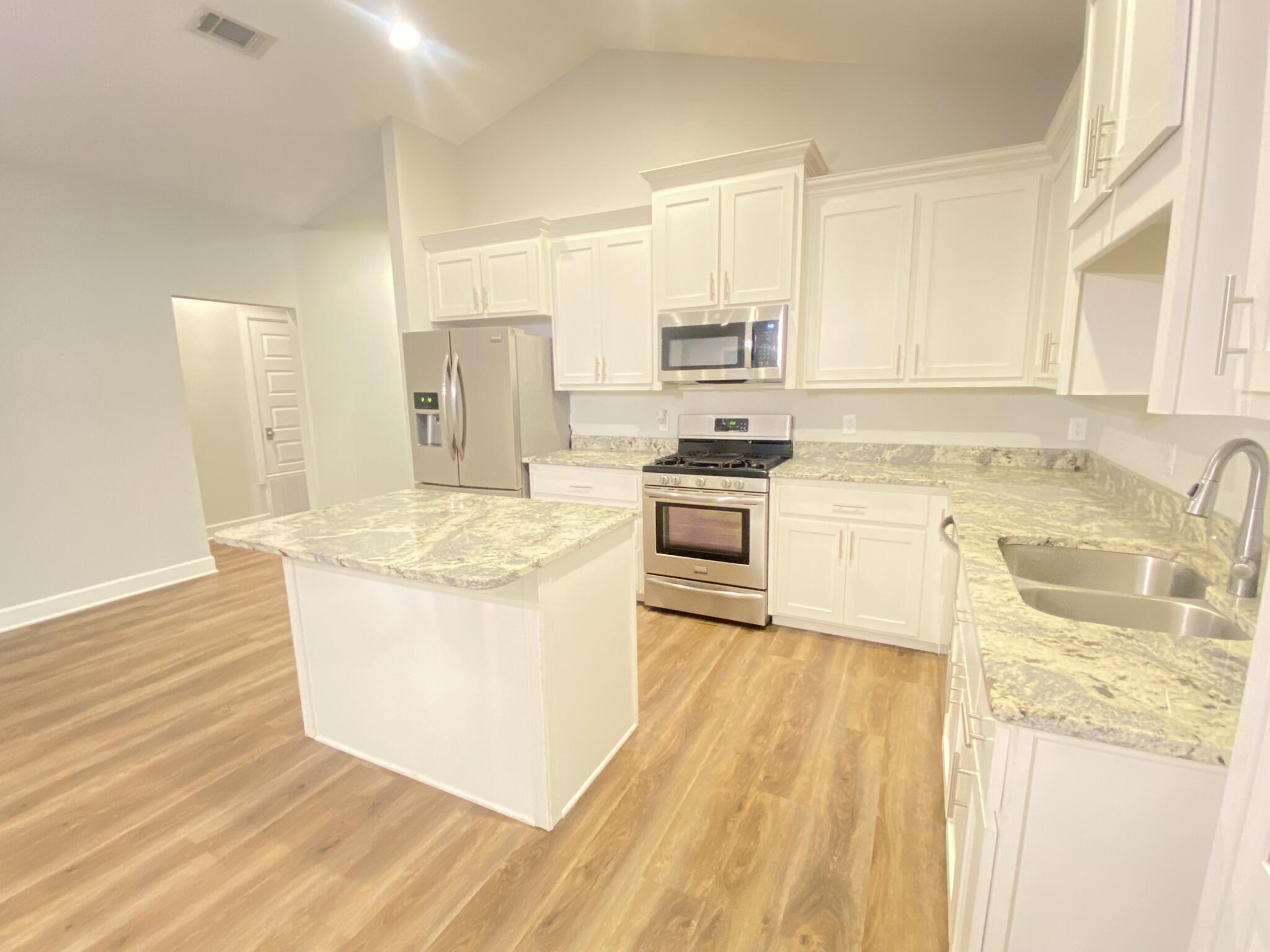 NO RECORDED PROJECT - Residential