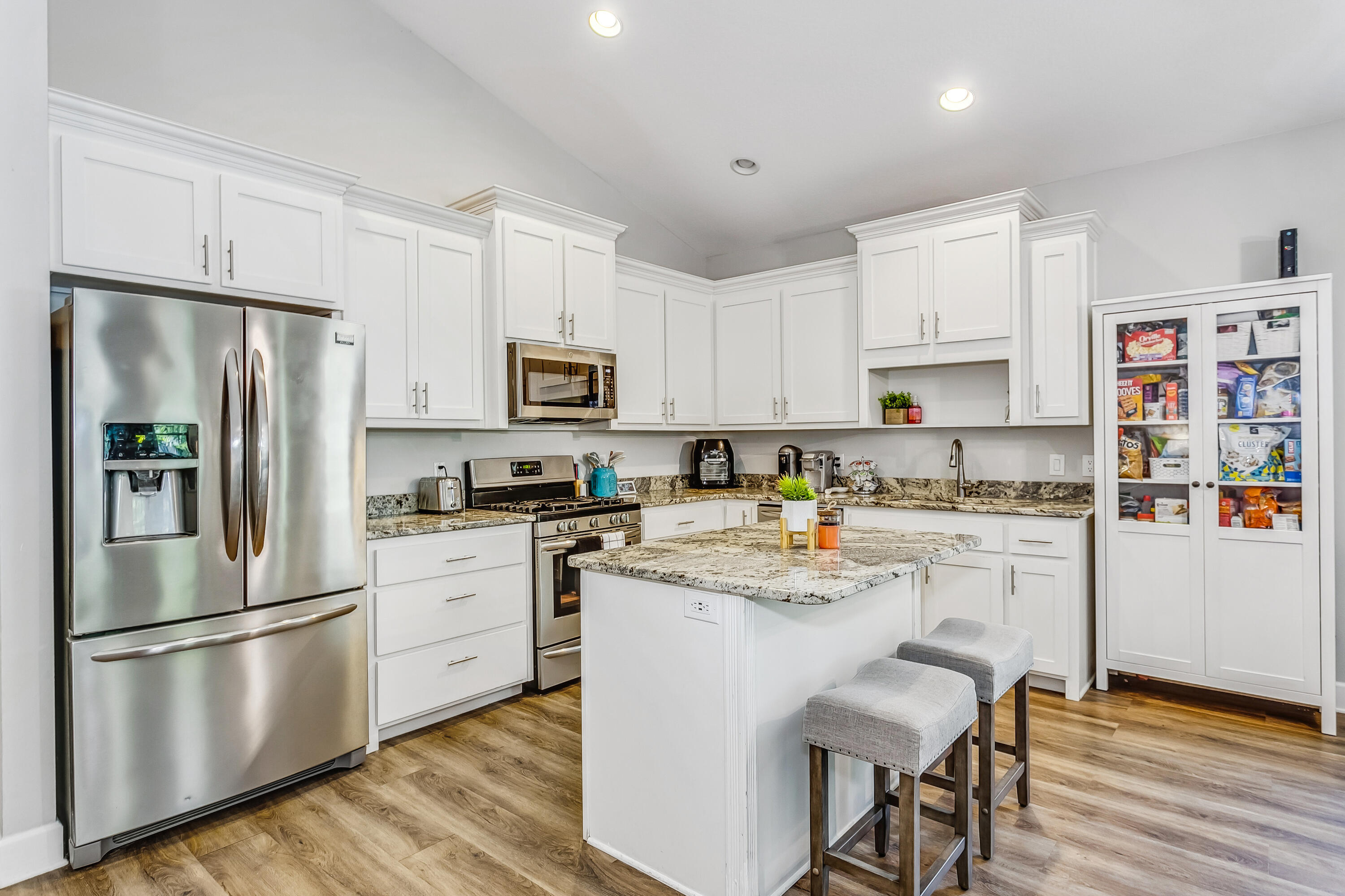 NO RECORDED PROJECT - Residential