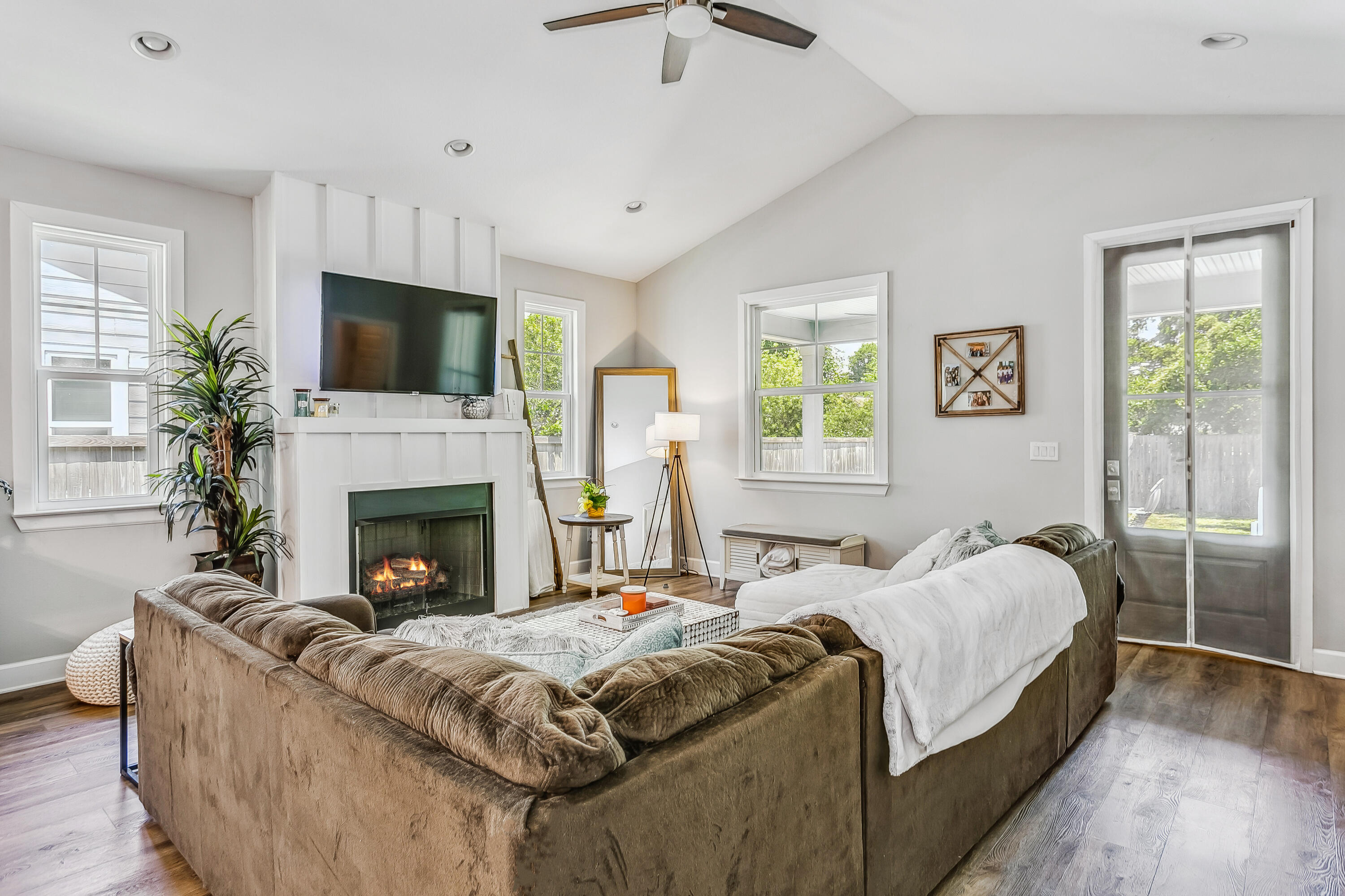 NO RECORDED PROJECT - Residential