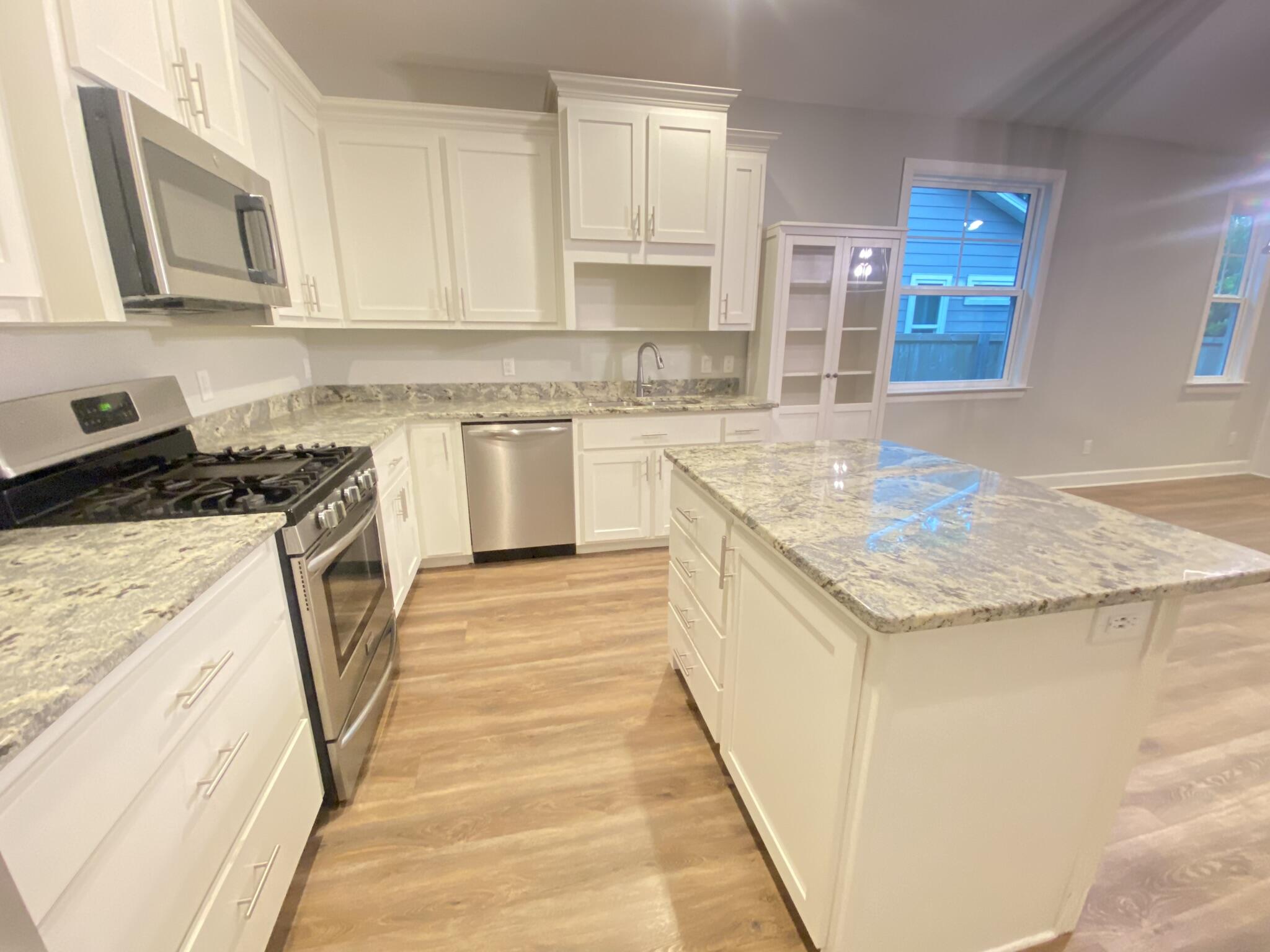 NO RECORDED PROJECT - Residential