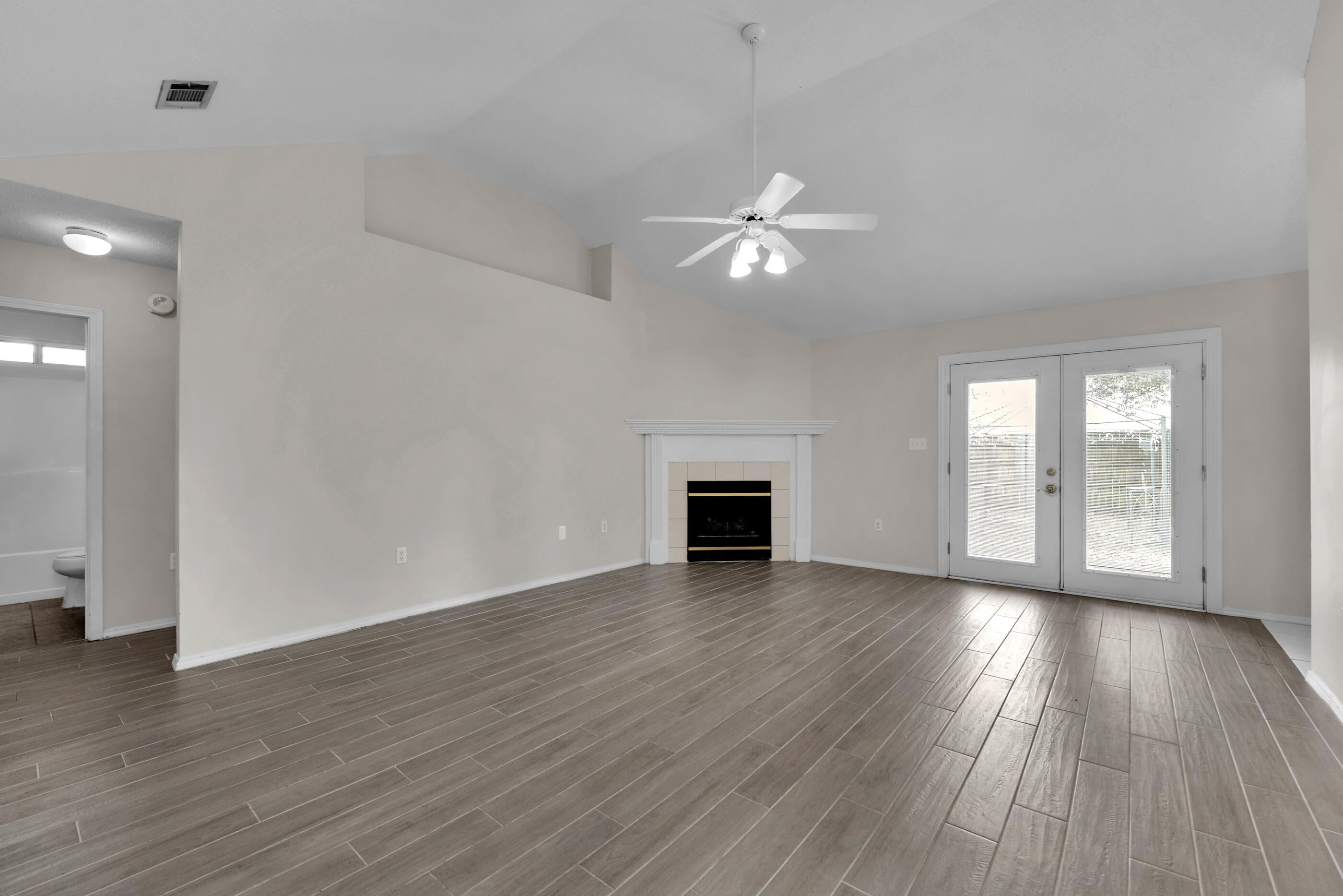 RIVERCHASE S/D PH 2 - Residential