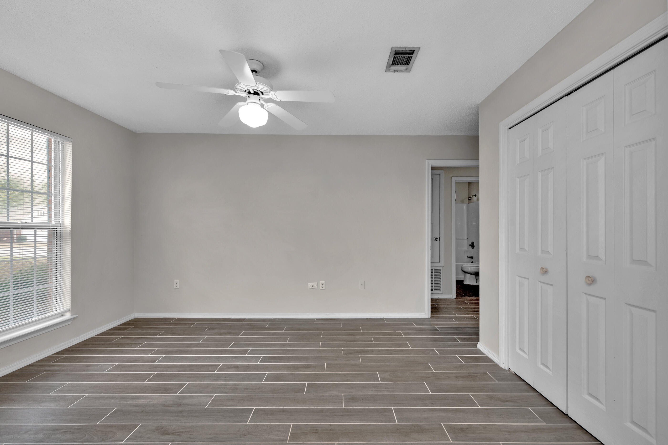 RIVERCHASE S/D PH 2 - Residential