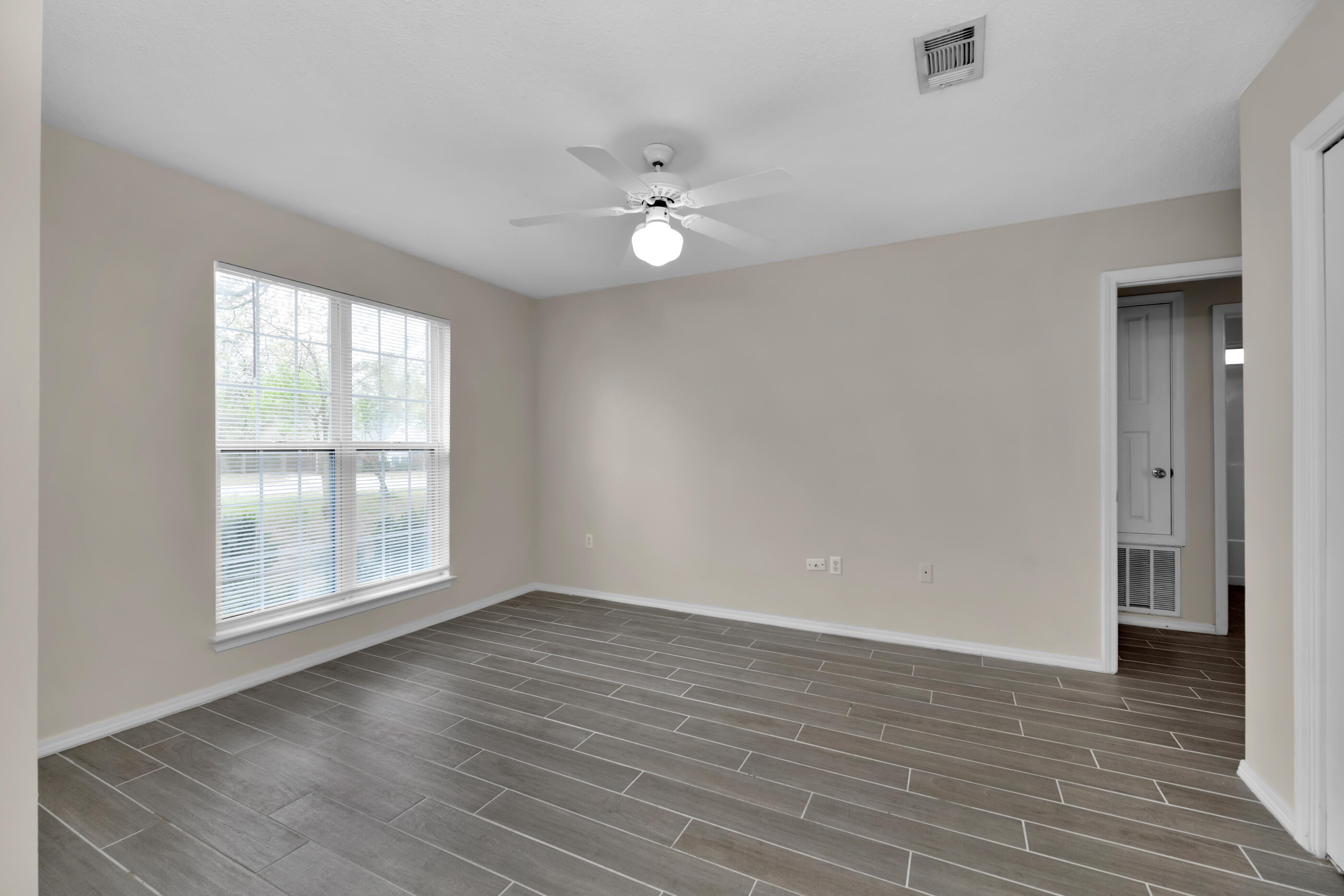 RIVERCHASE S/D PH 2 - Residential