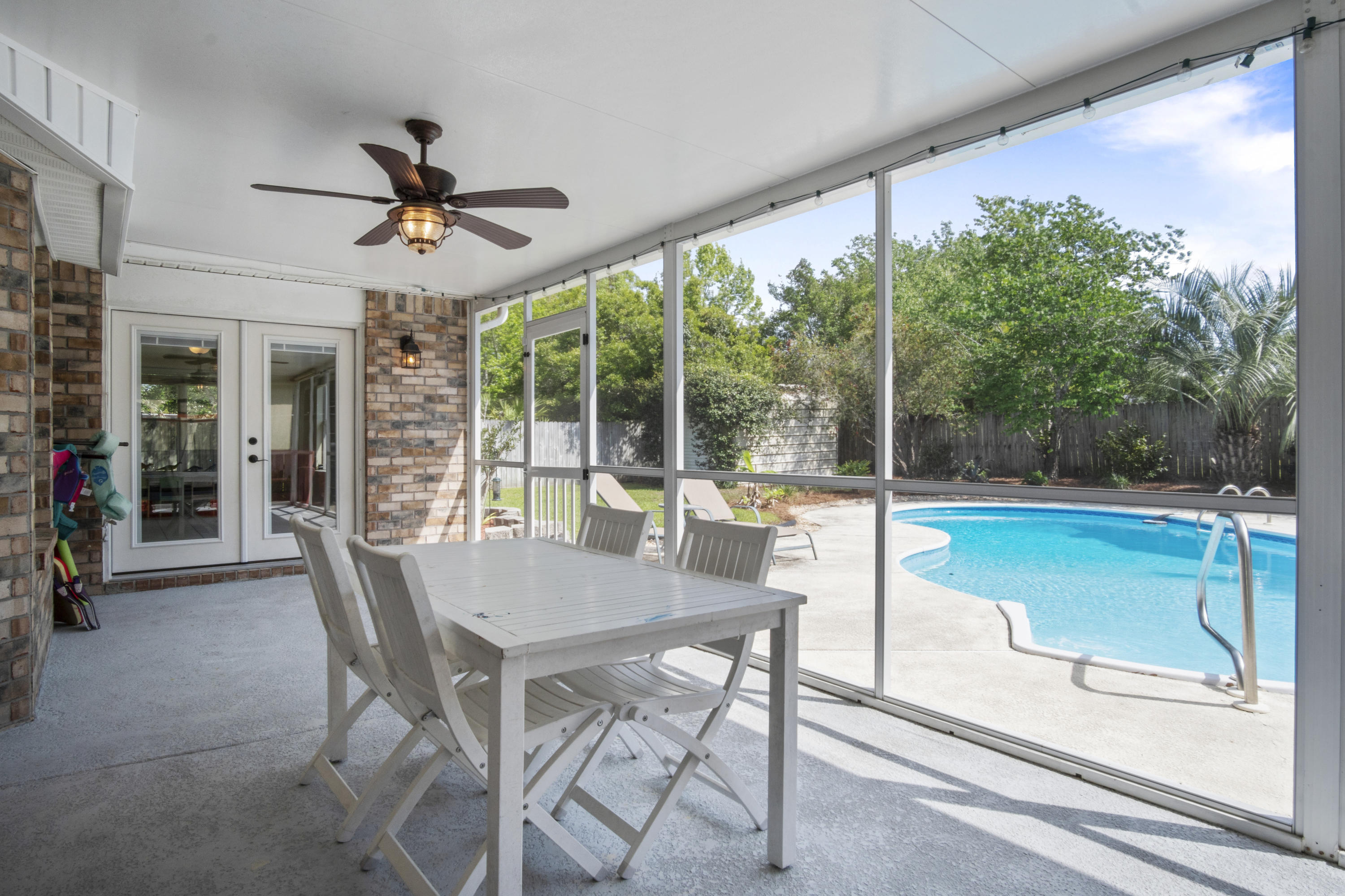 SHADOW OAK S/D - Residential