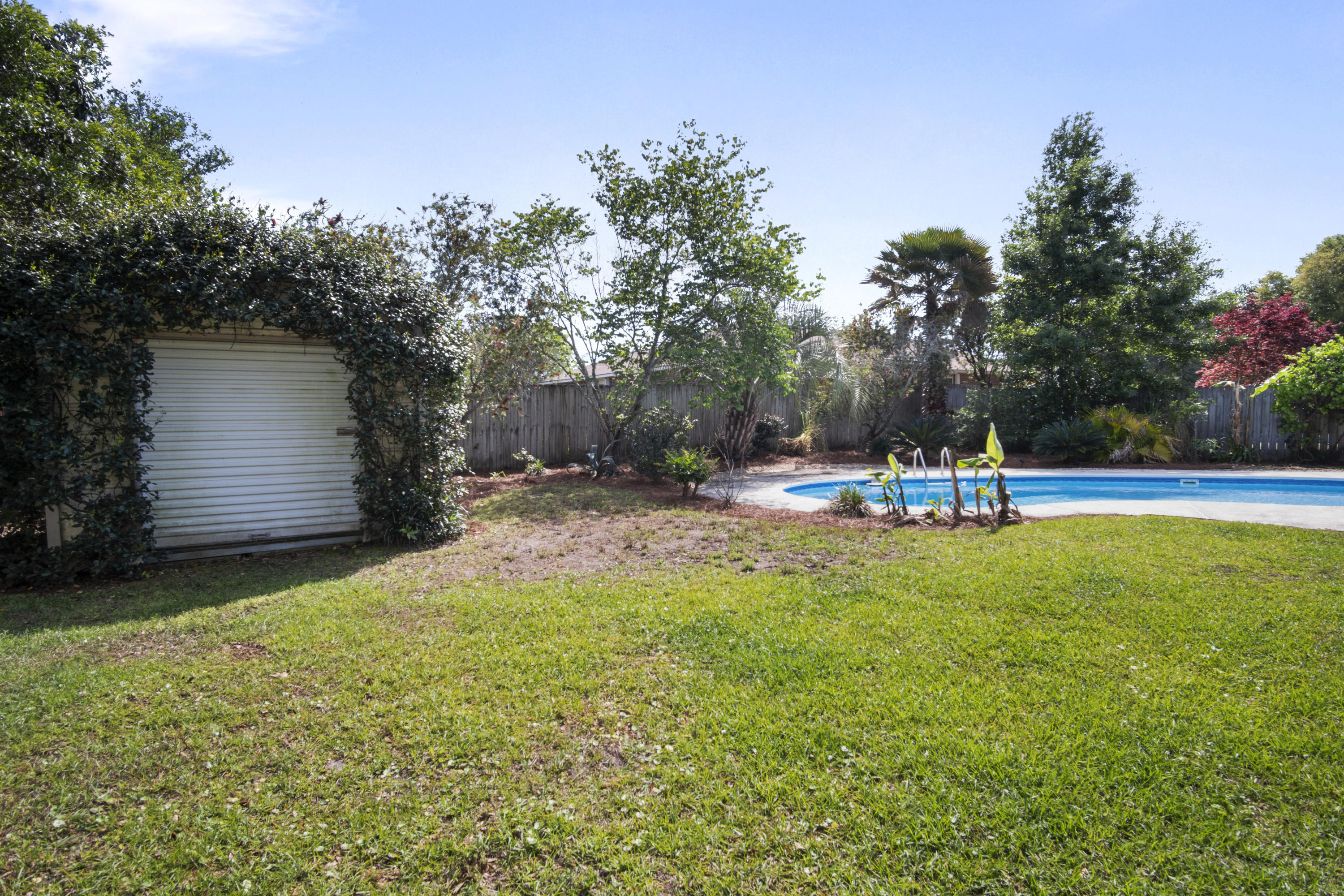 SHADOW OAK S/D - Residential