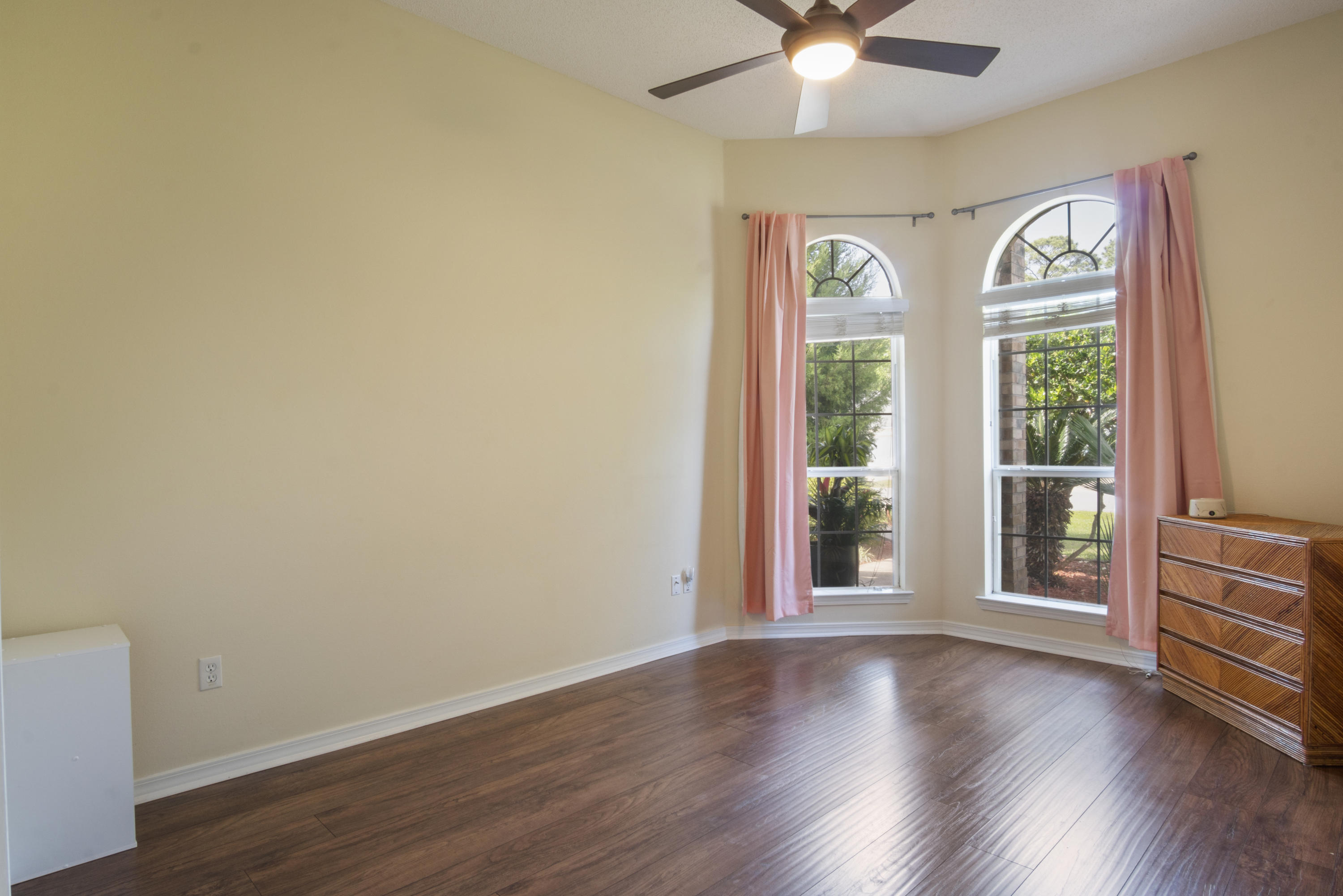 SHADOW OAK S/D - Residential