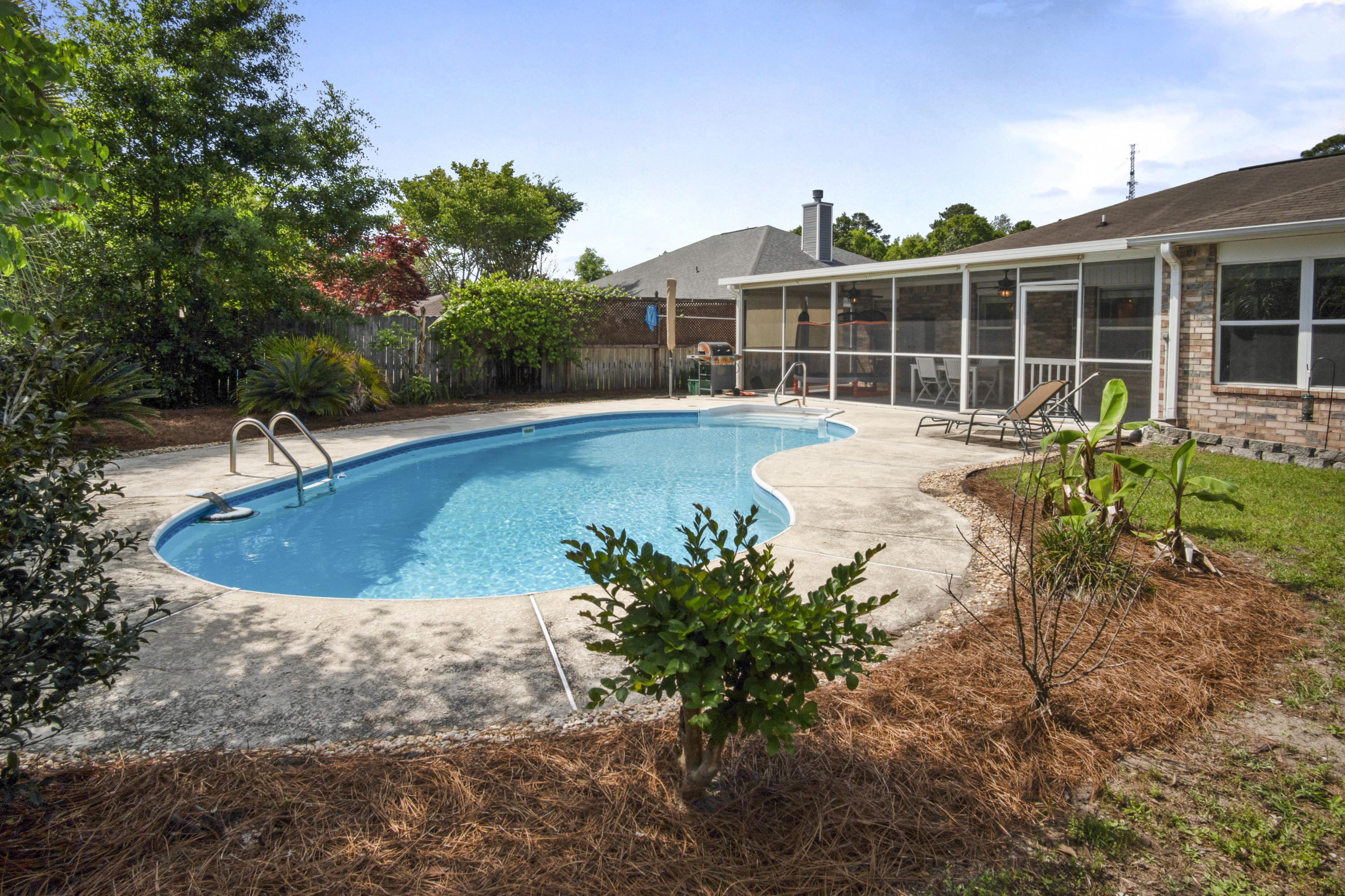 SHADOW OAK S/D - Residential