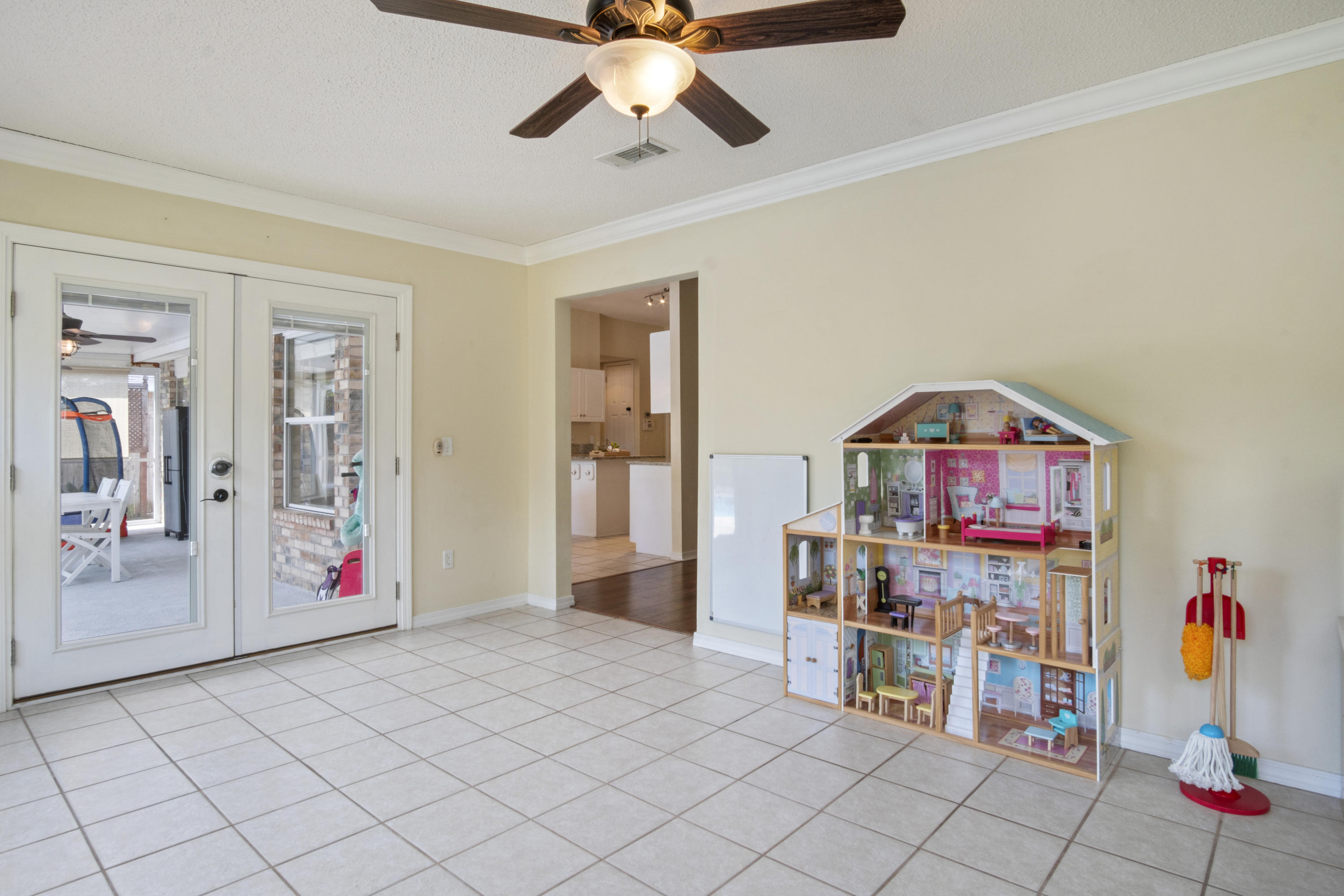 SHADOW OAK S/D - Residential