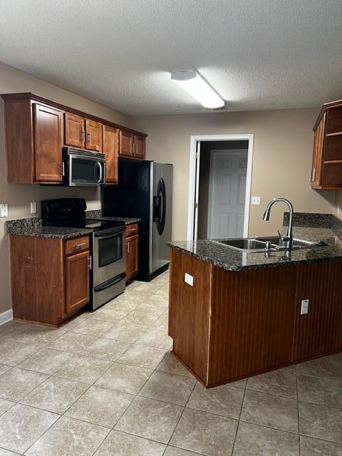 SUMMERWOOD - Residential Lease