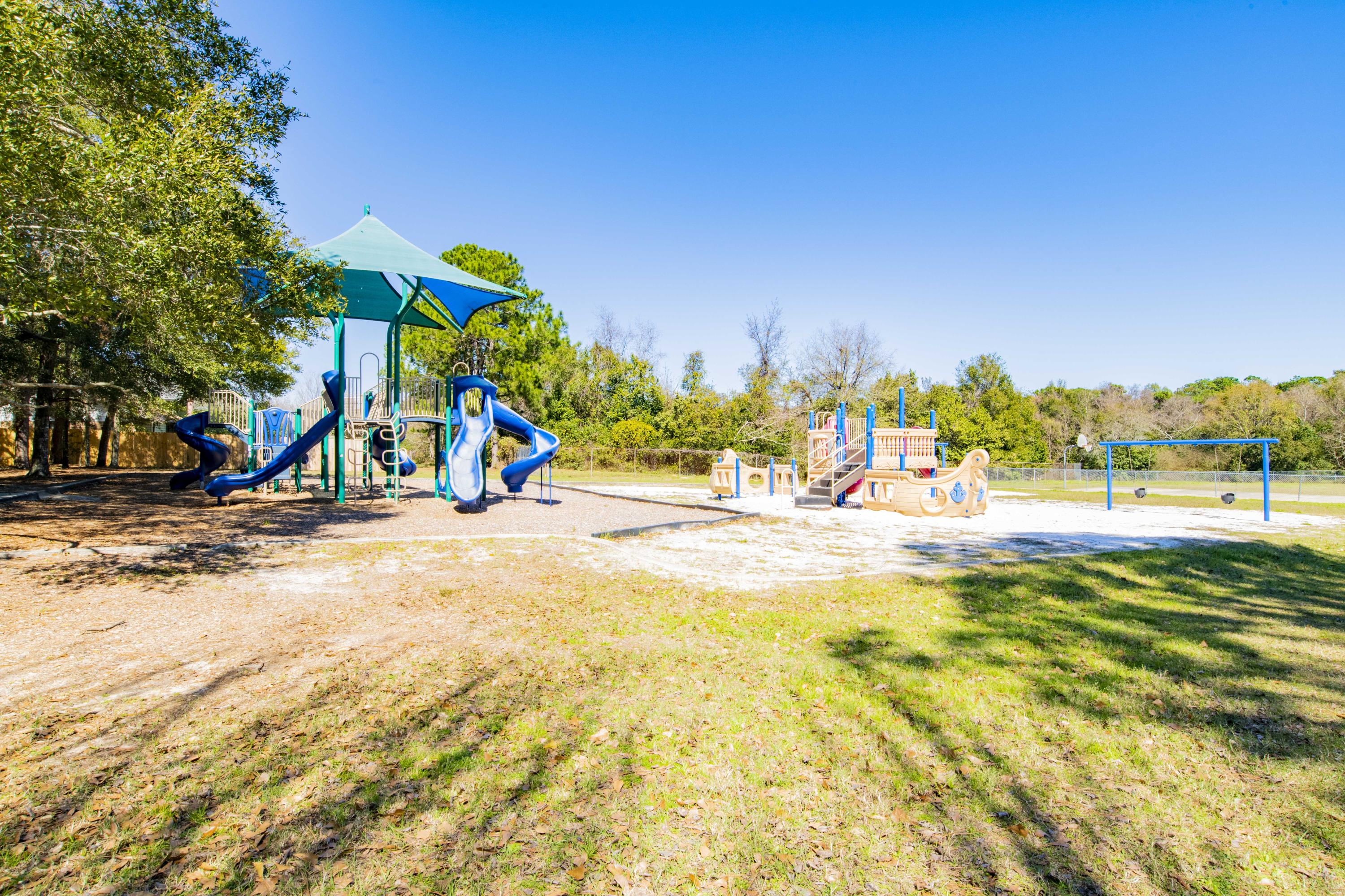 BAY CLIFF ESTATES - Residential