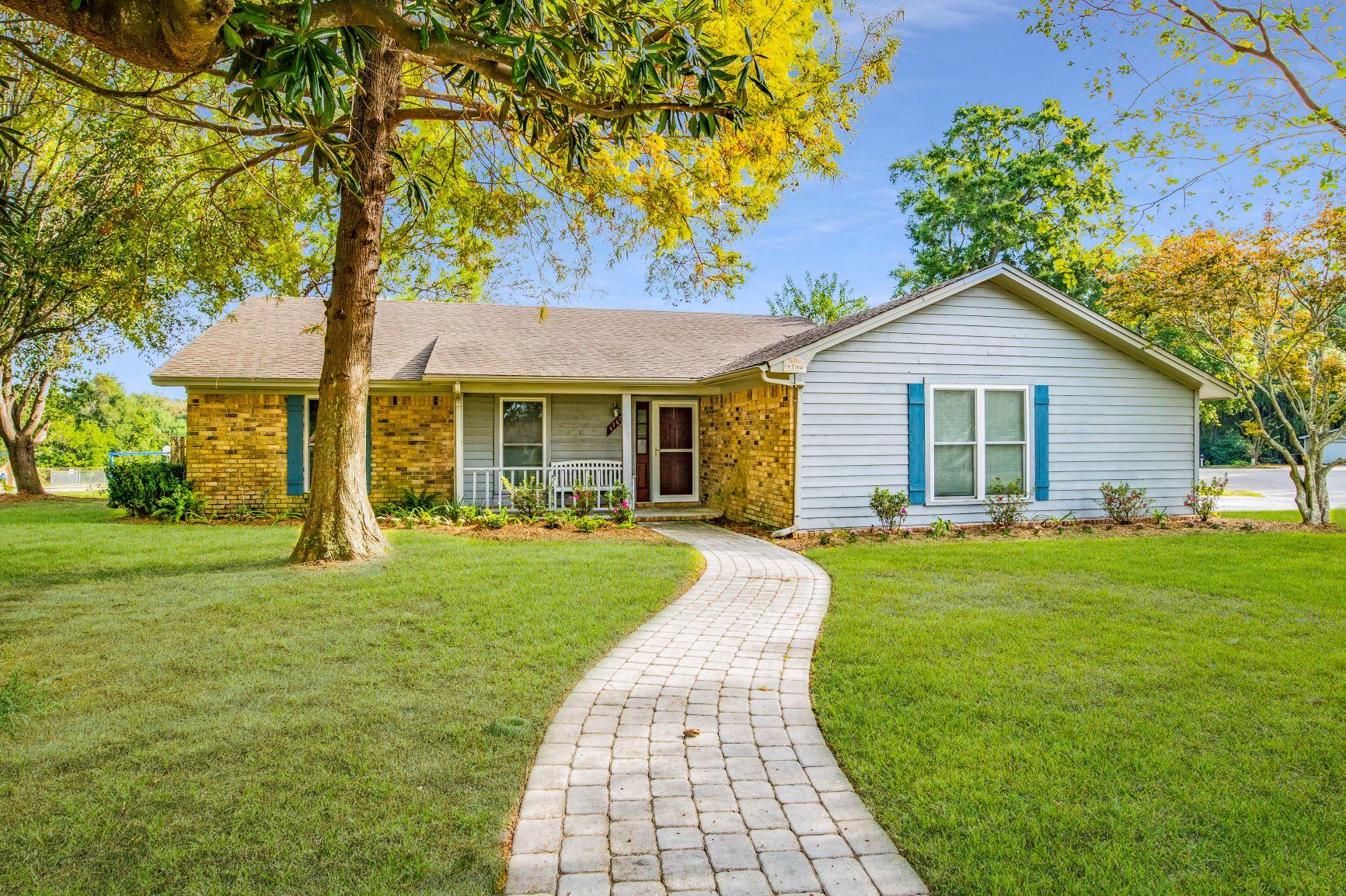 BAY CLIFF ESTATES - Residential