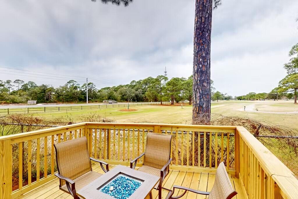 Lagoon Manor - Residential Lease