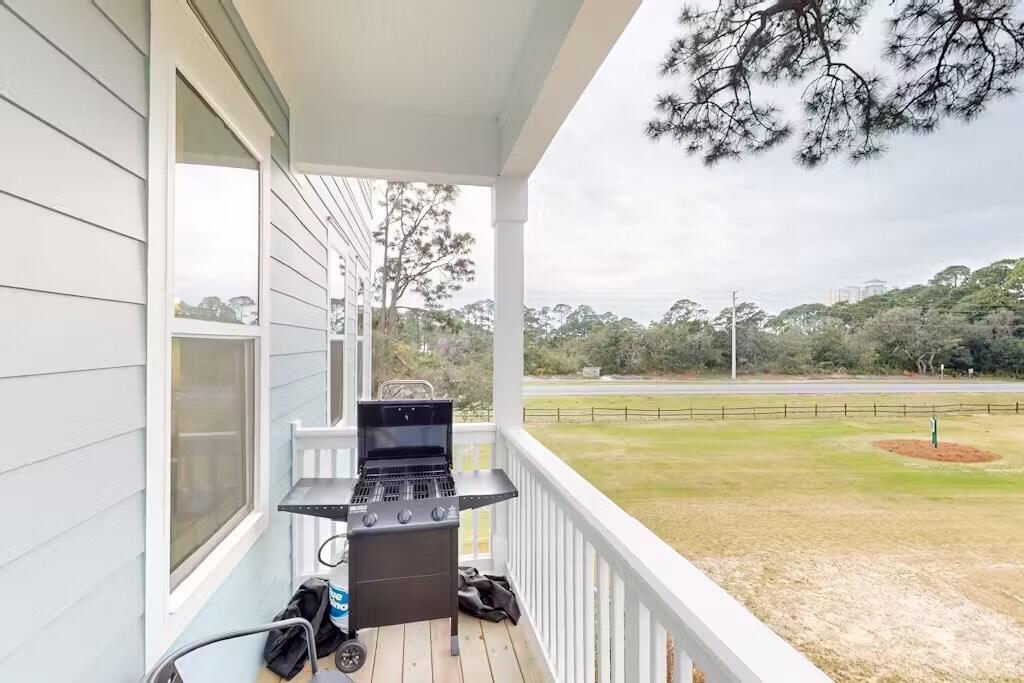 Lagoon Manor - Residential Lease