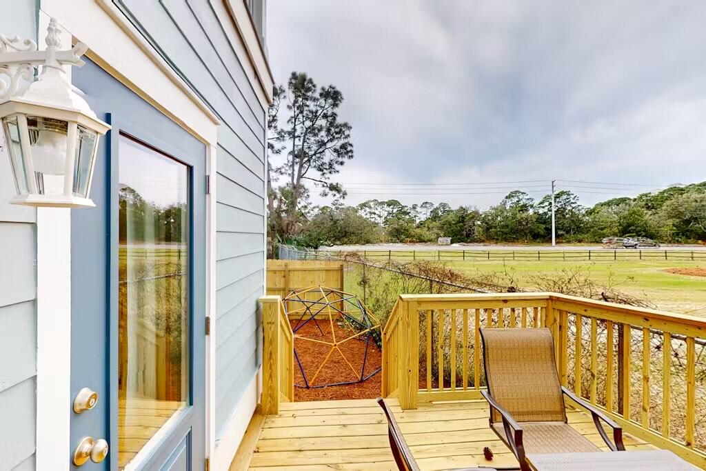 Lagoon Manor - Residential Lease