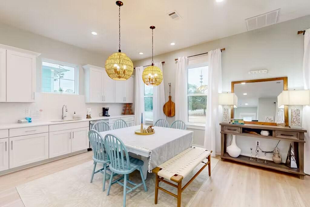 Lagoon Manor - Residential Lease