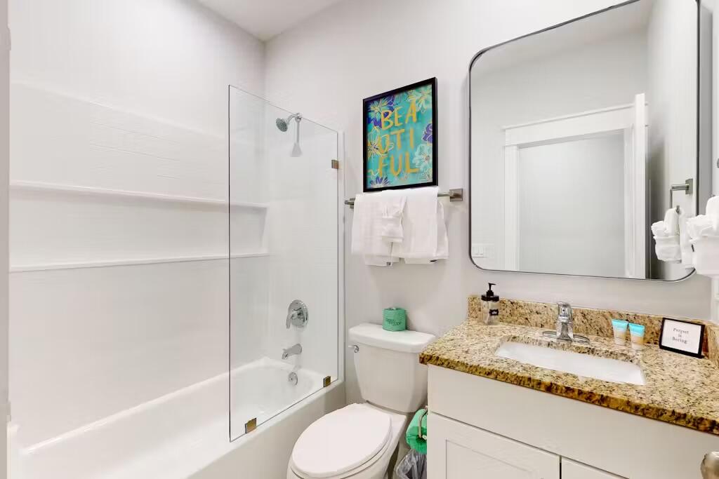 Lagoon Manor - Residential Lease