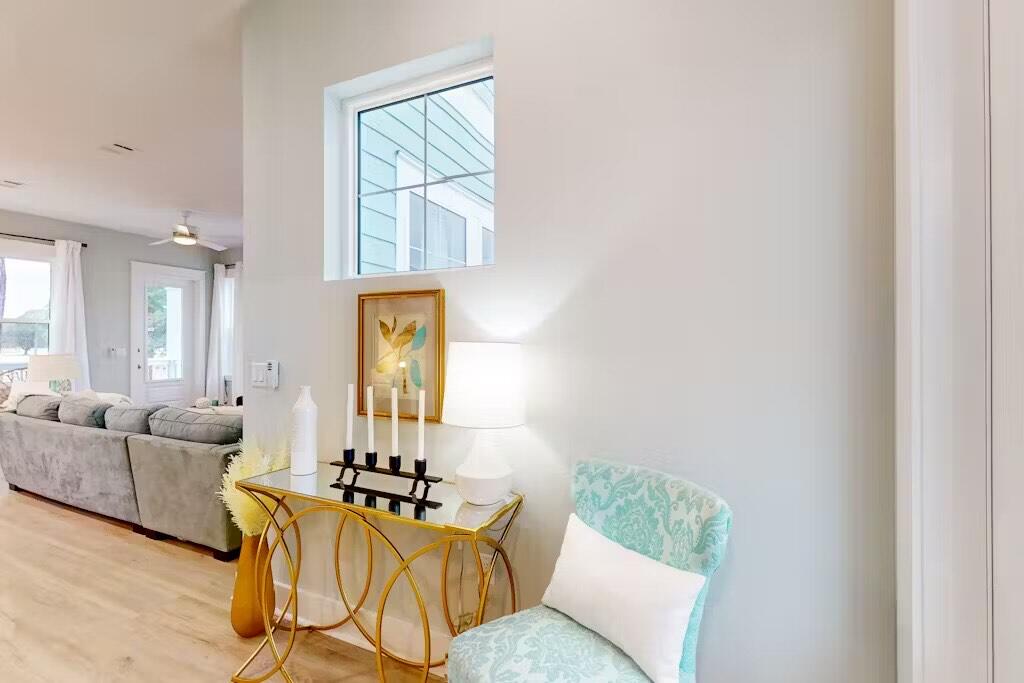 Lagoon Manor - Residential Lease