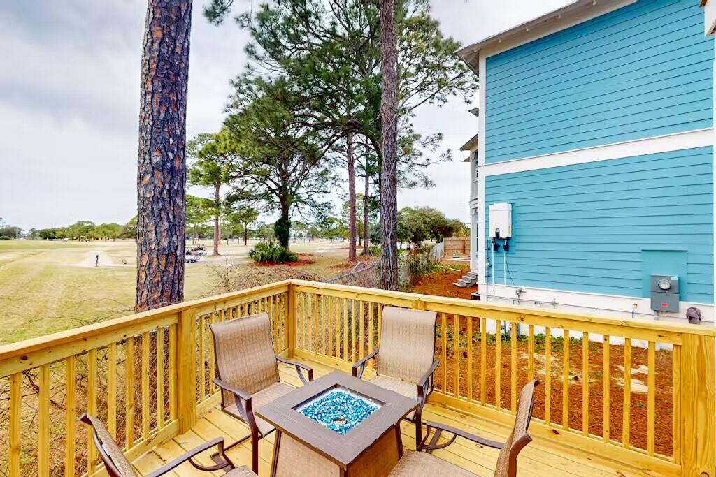 Lagoon Manor - Residential Lease
