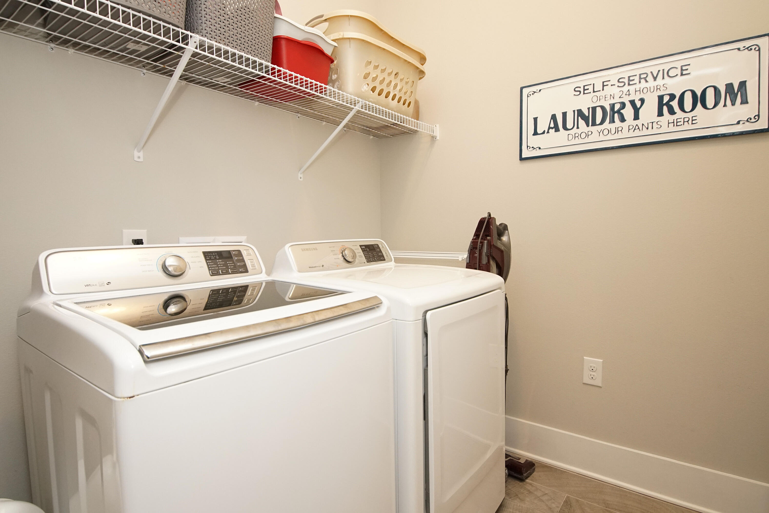 MAGNOLIA ESTATES - Residential