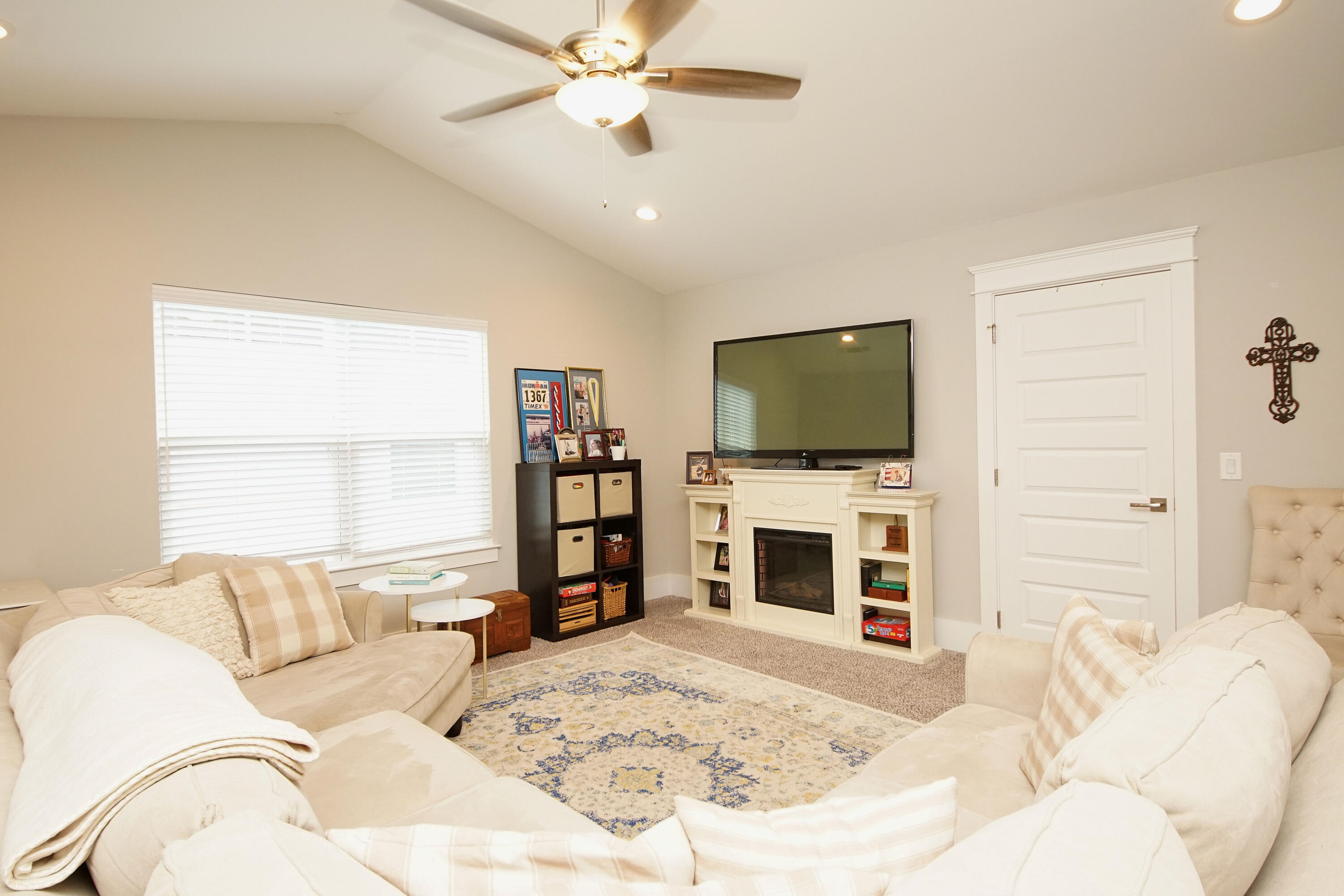 MAGNOLIA ESTATES - Residential