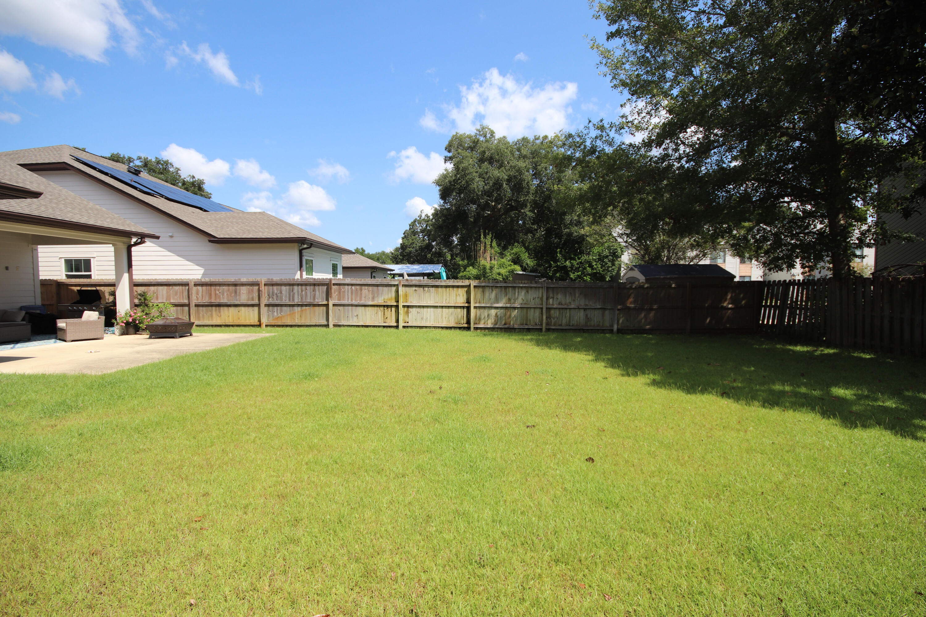 MAGNOLIA ESTATES - Residential