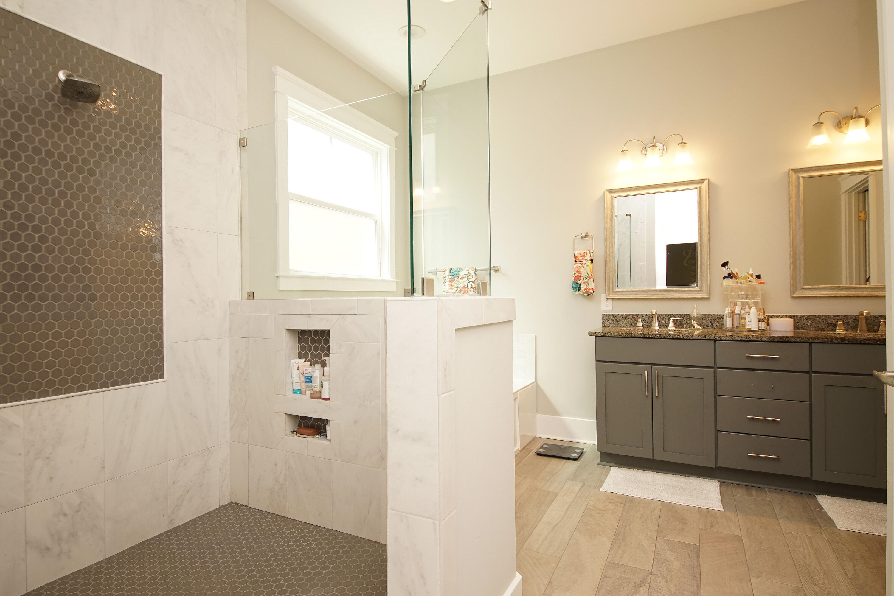 MAGNOLIA ESTATES - Residential