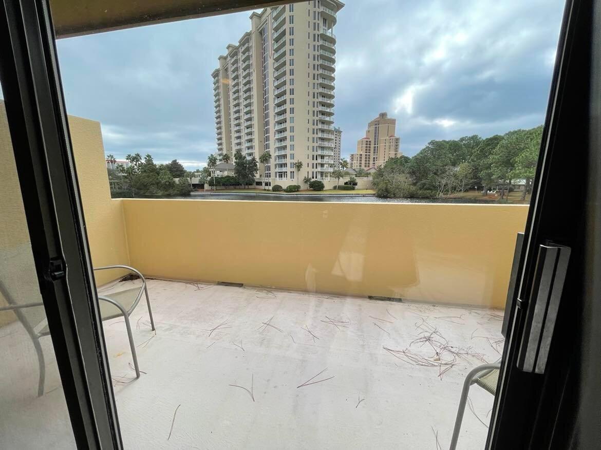 BEACHWALK VILLAS - Residential