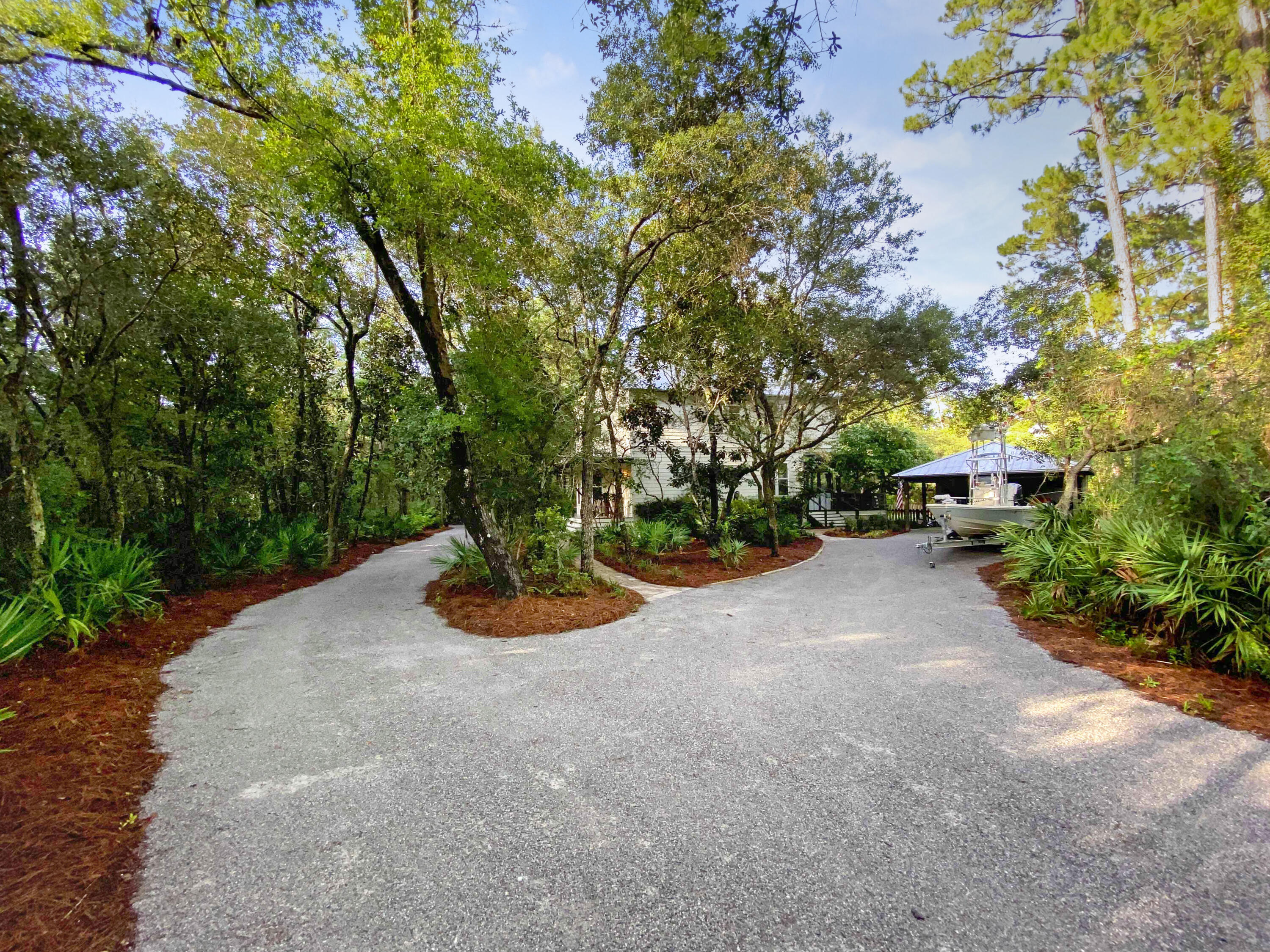 BAY MAGNOLIA - Residential