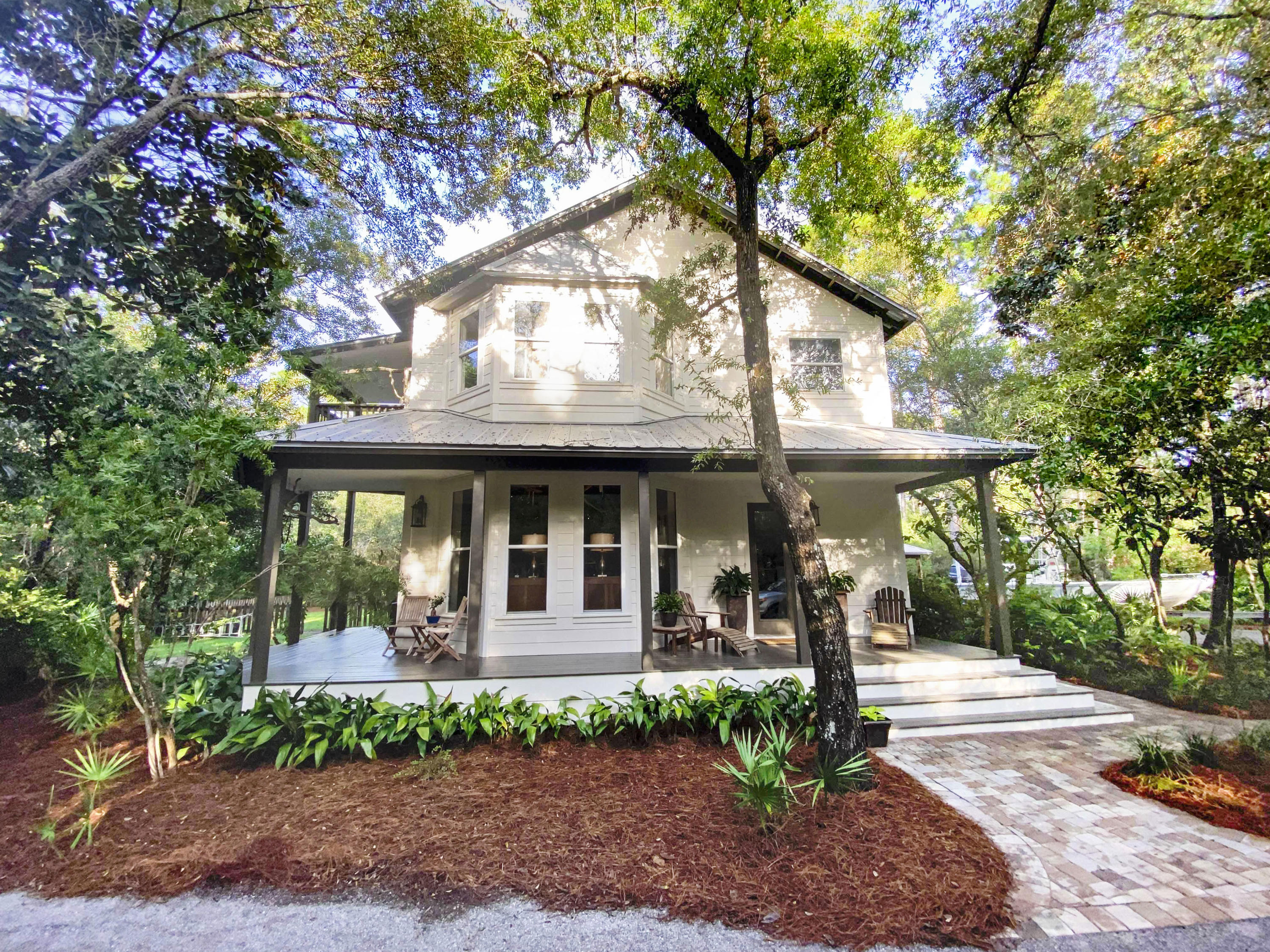 BAY MAGNOLIA - Residential