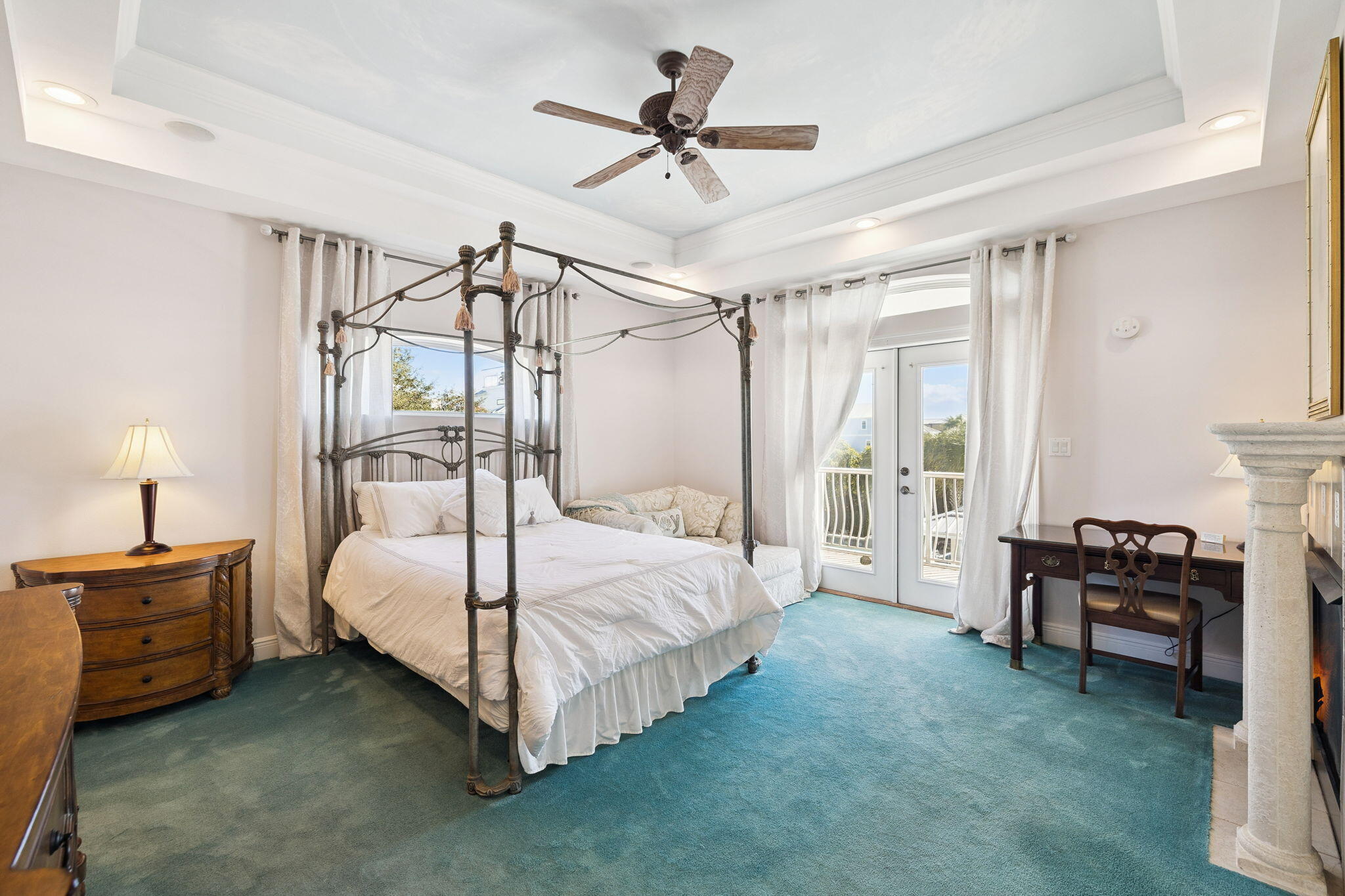 SNOW DRIFT BEACH - Residential