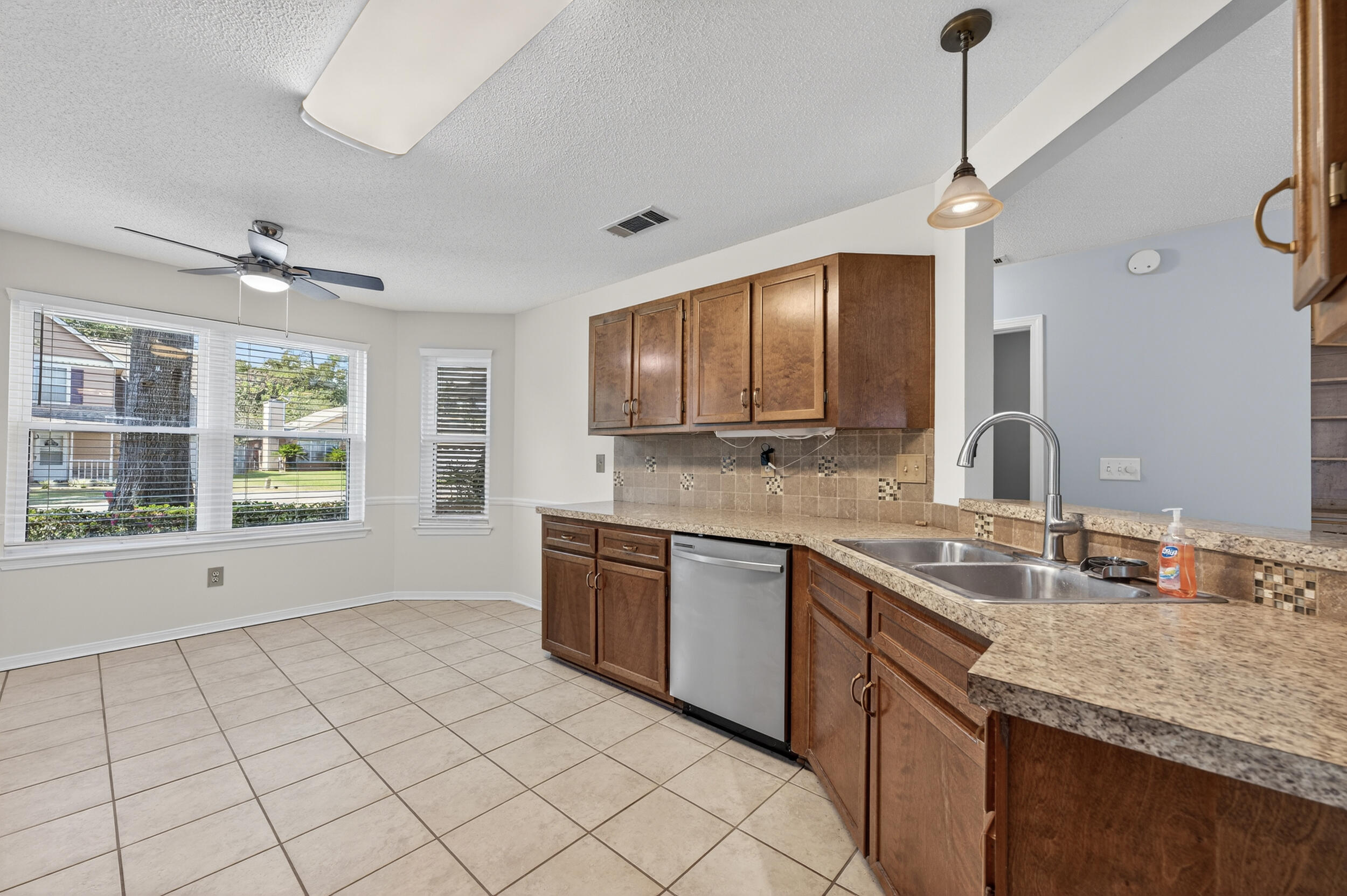WINDMILL TERRACE - Residential