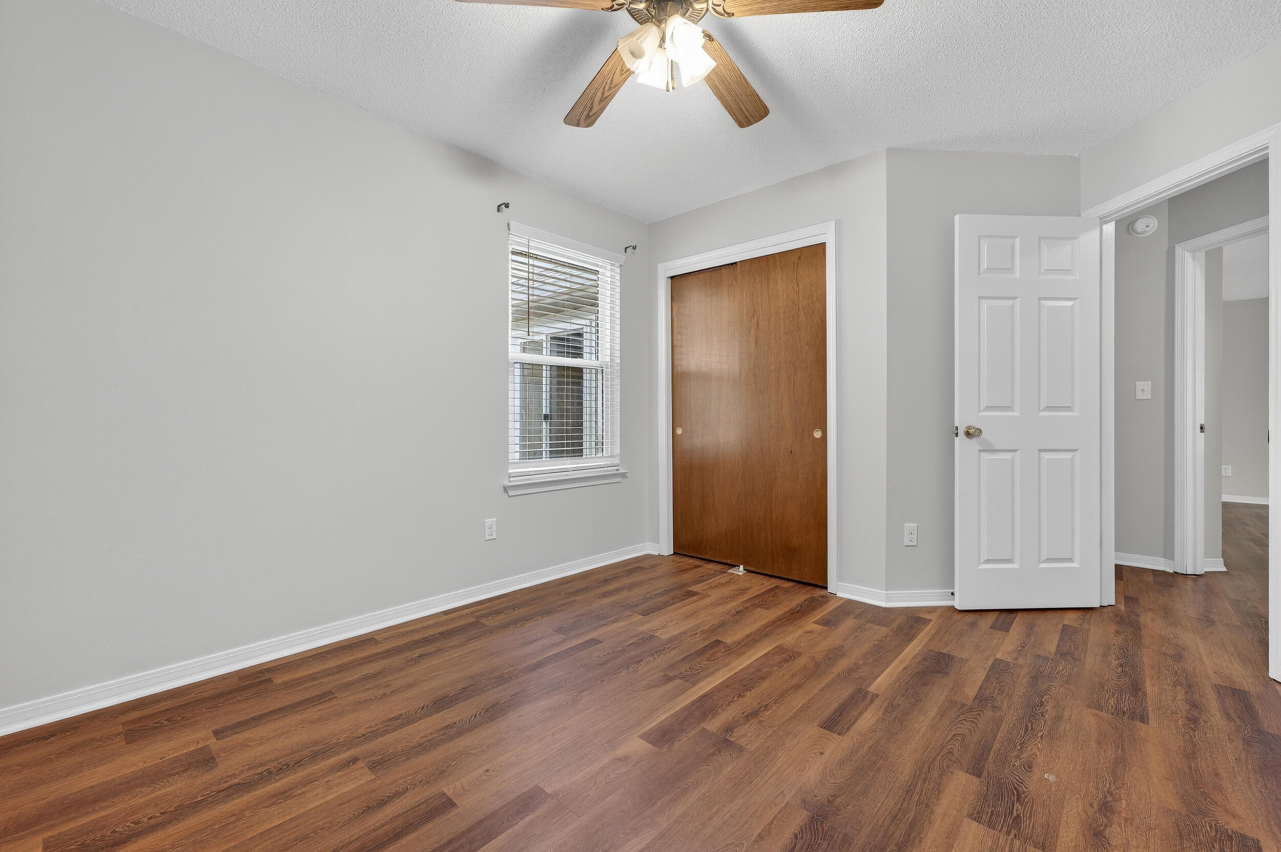 WINDMILL TERRACE - Residential