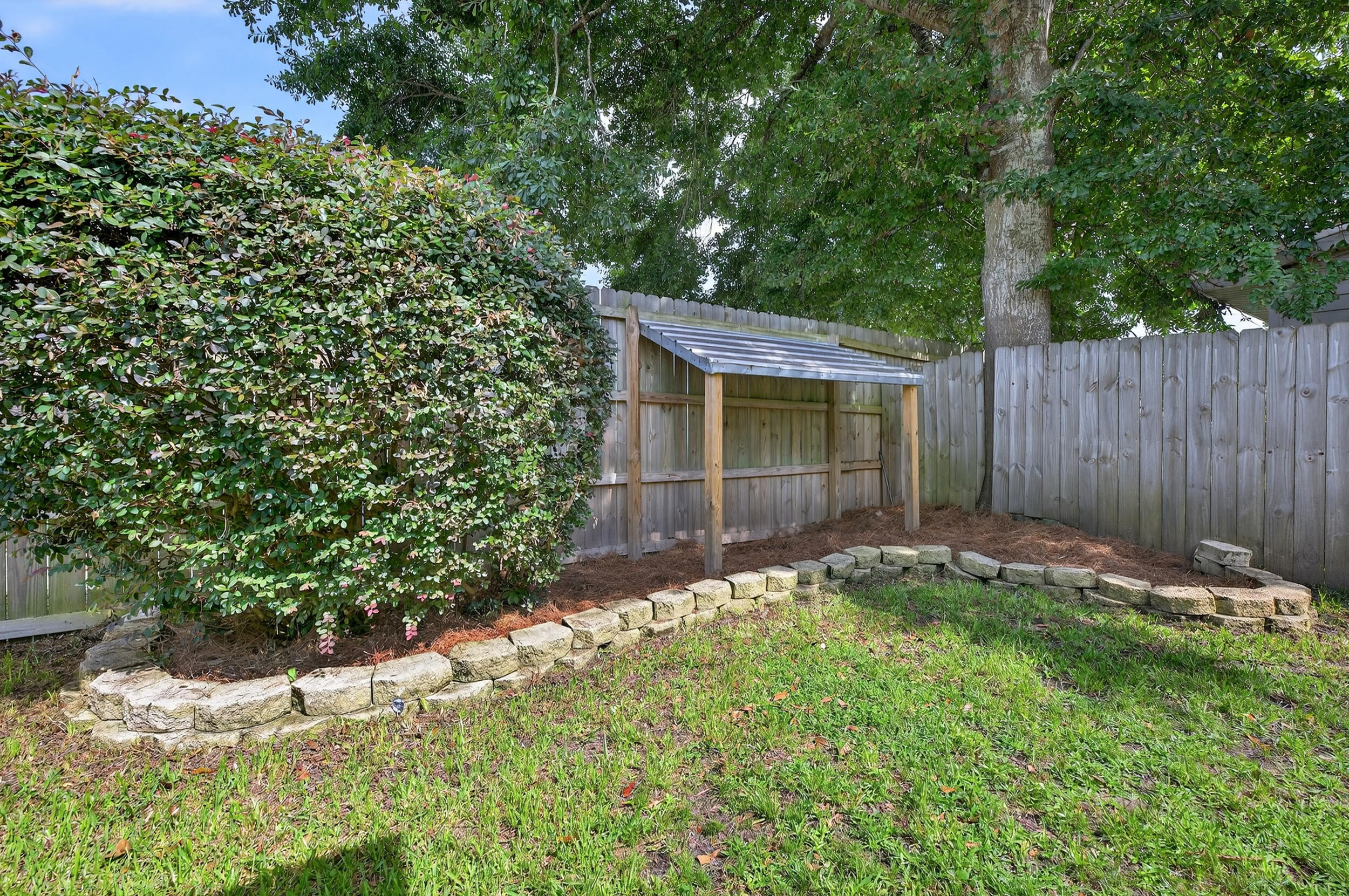 WINDMILL TERRACE - Residential