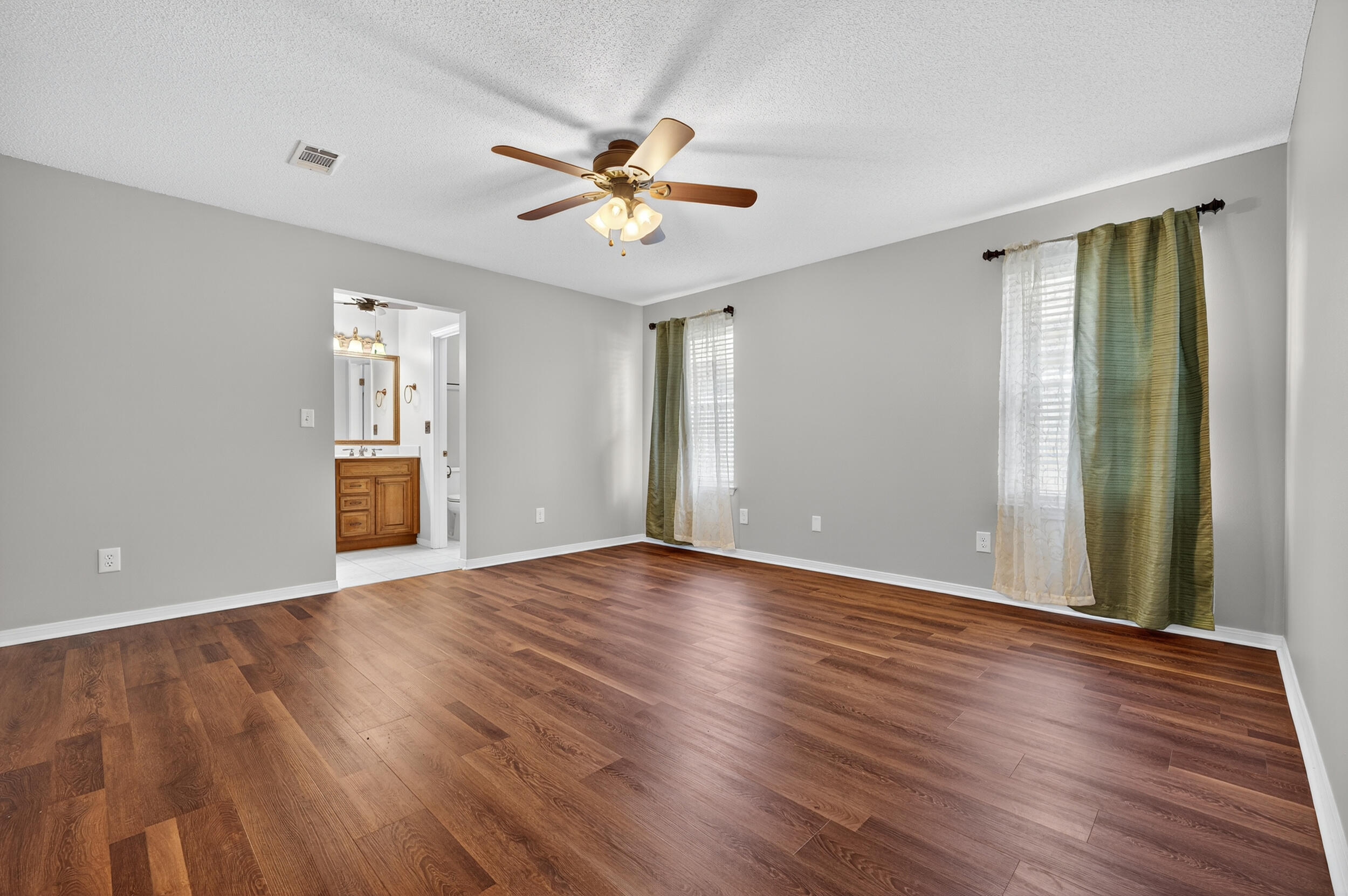 WINDMILL TERRACE - Residential