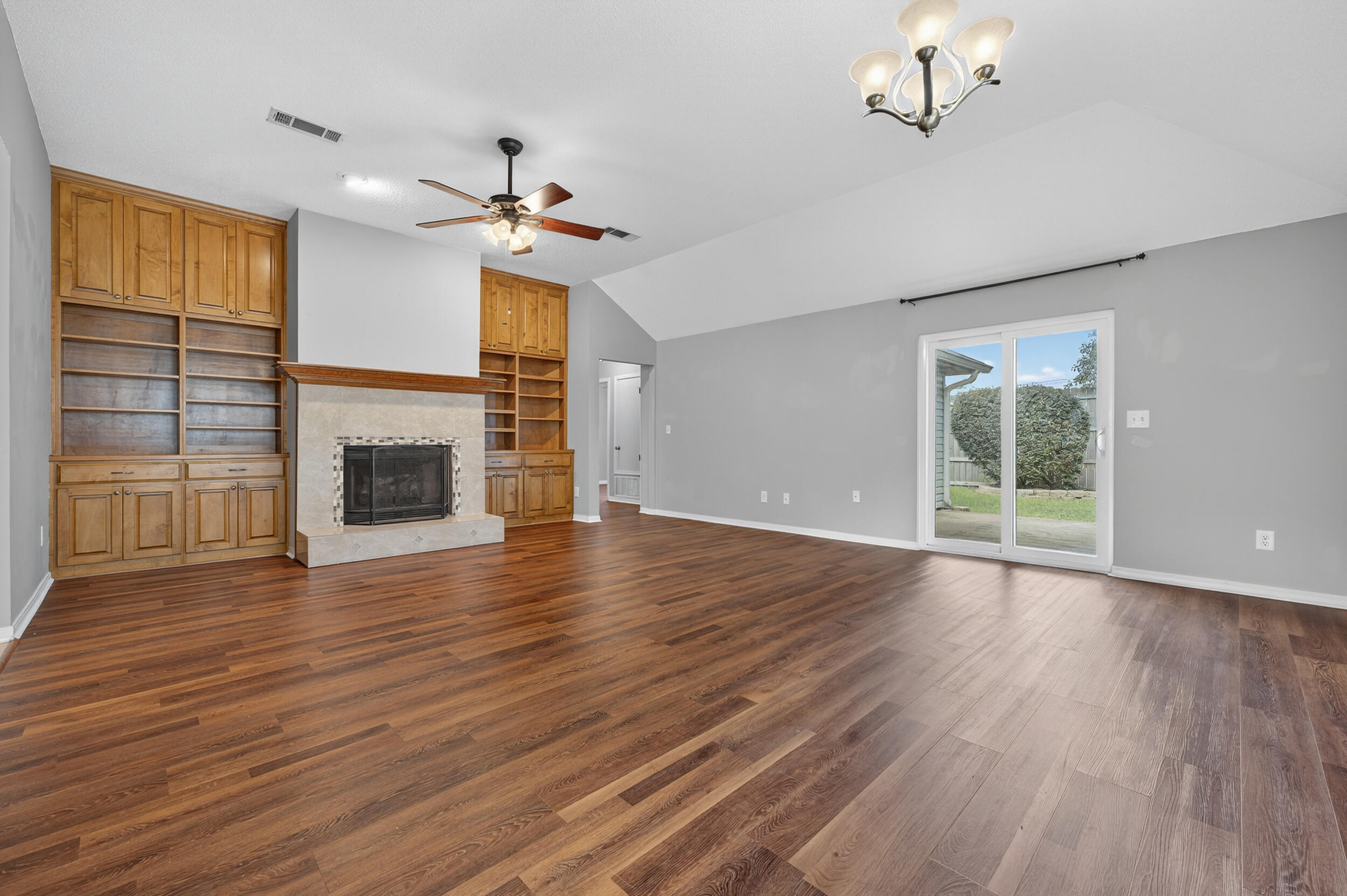 WINDMILL TERRACE - Residential