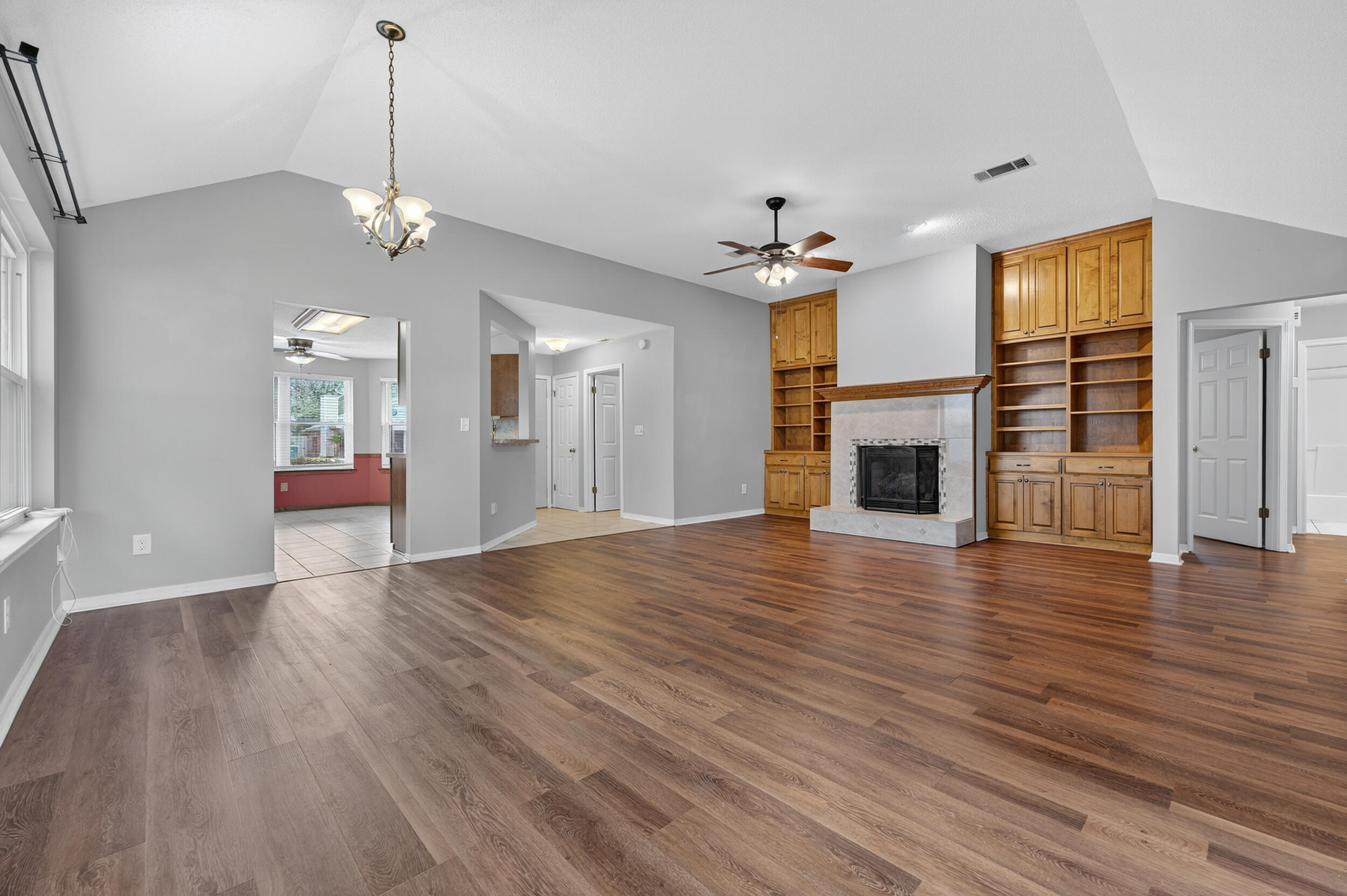 WINDMILL TERRACE - Residential