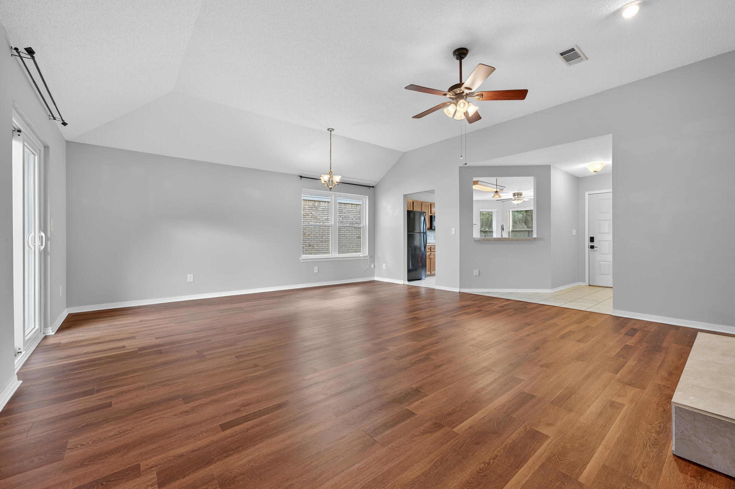 WINDMILL TERRACE - Residential