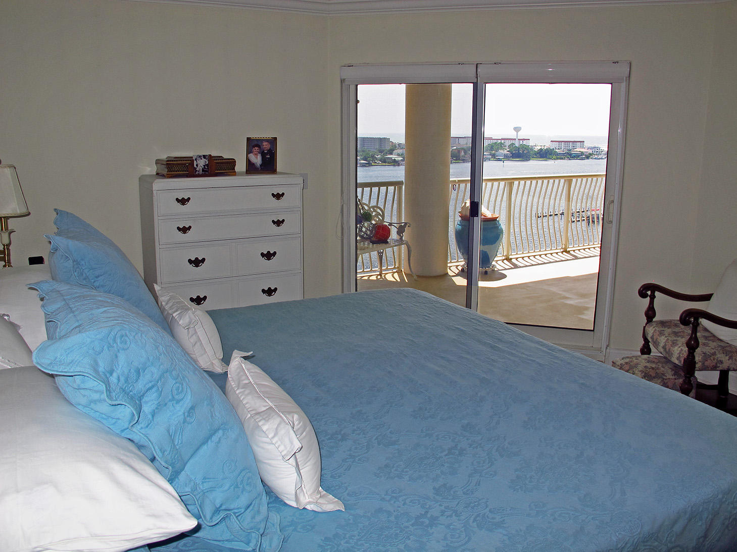 PRESIDIO YACHT CLUB - Residential