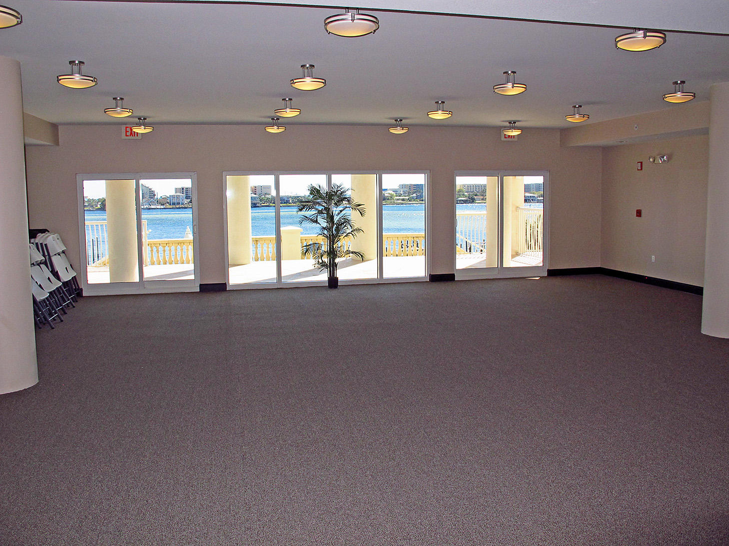 PRESIDIO YACHT CLUB - Residential